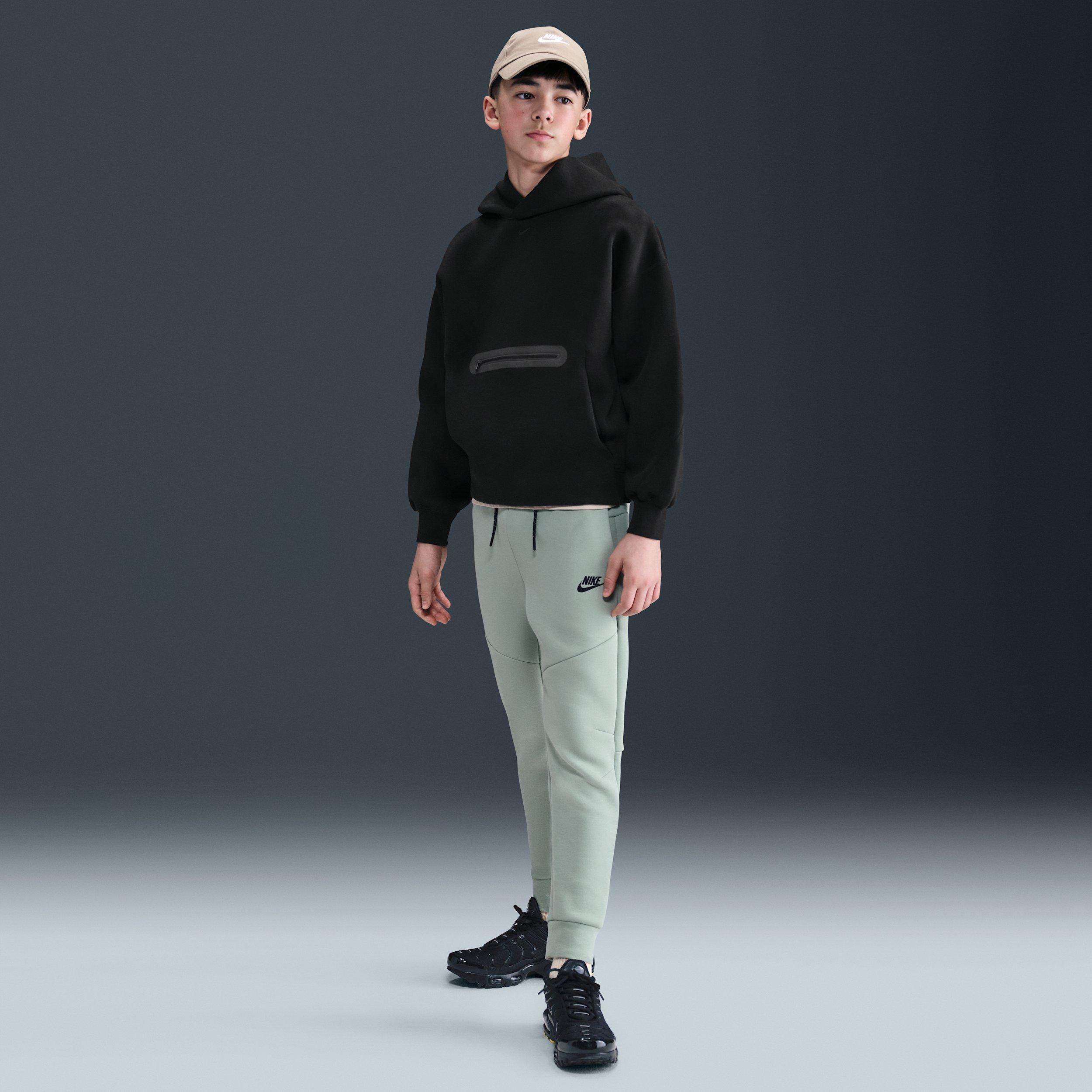 Nike Sportswear Tech Fleece Oversized Big Boys' Black Pullover Hoodie