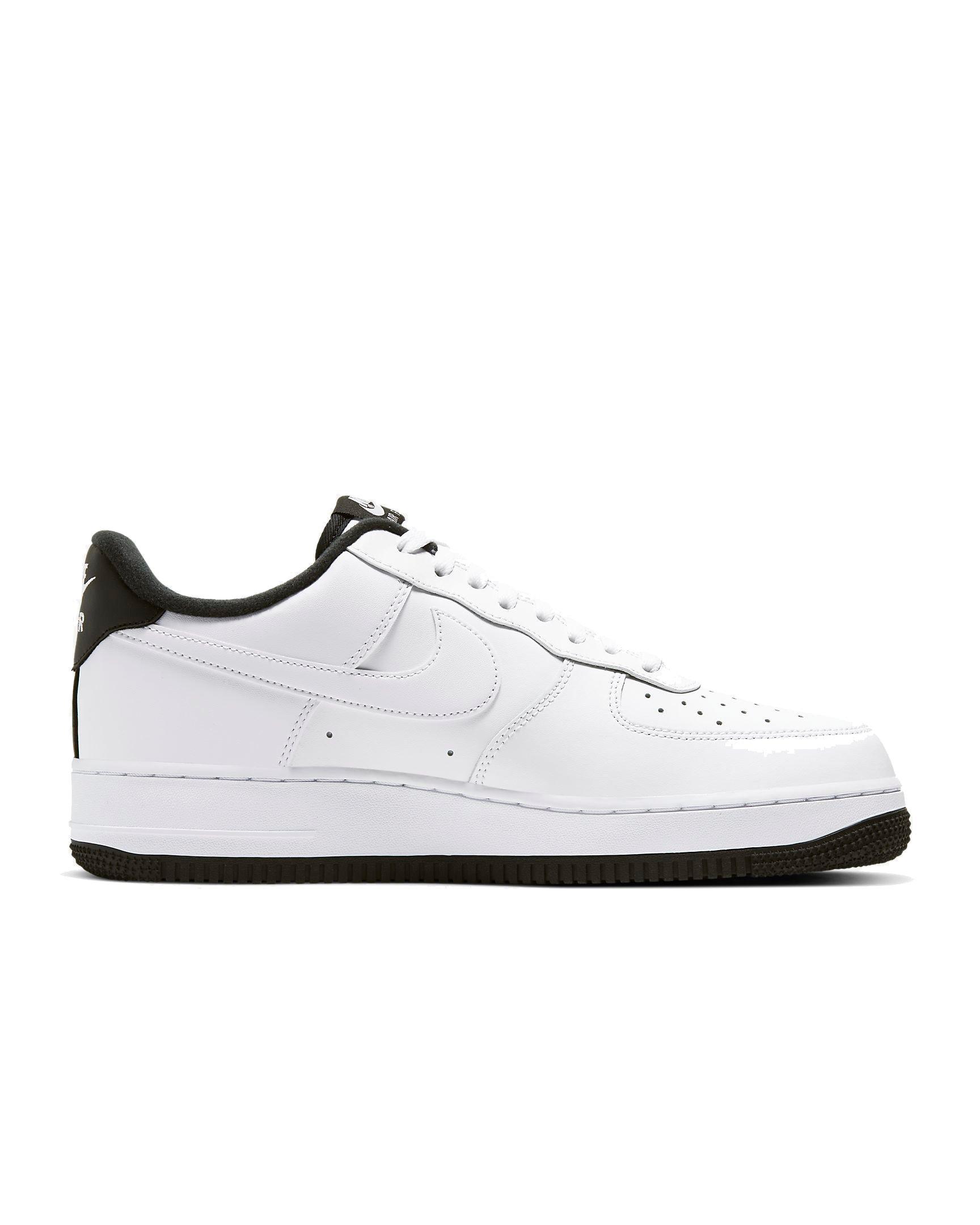 nike air force 1 white with black sole