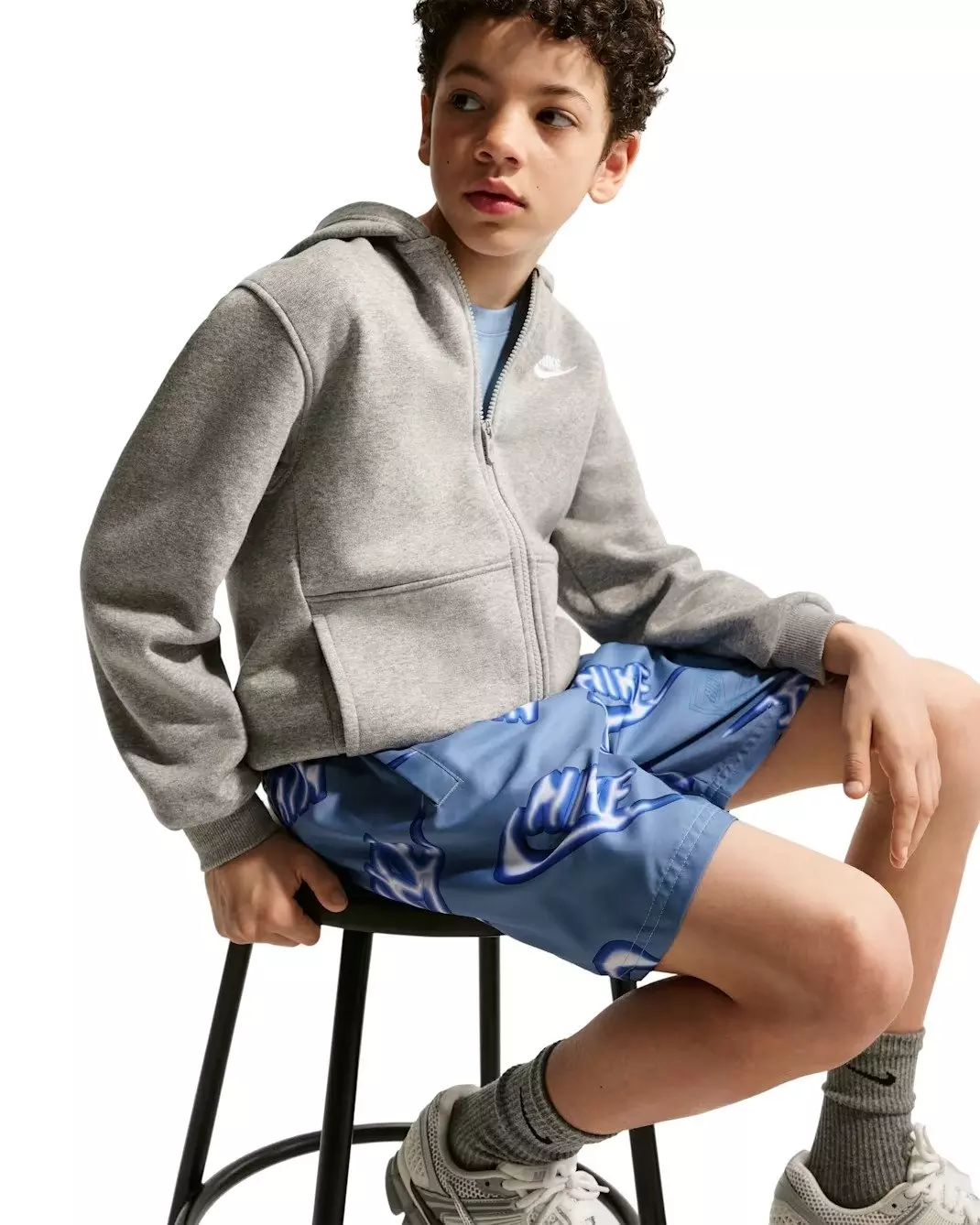 Nike Big Boys' Sportswear Club Woven 6" Shorts - Blue - BLUE