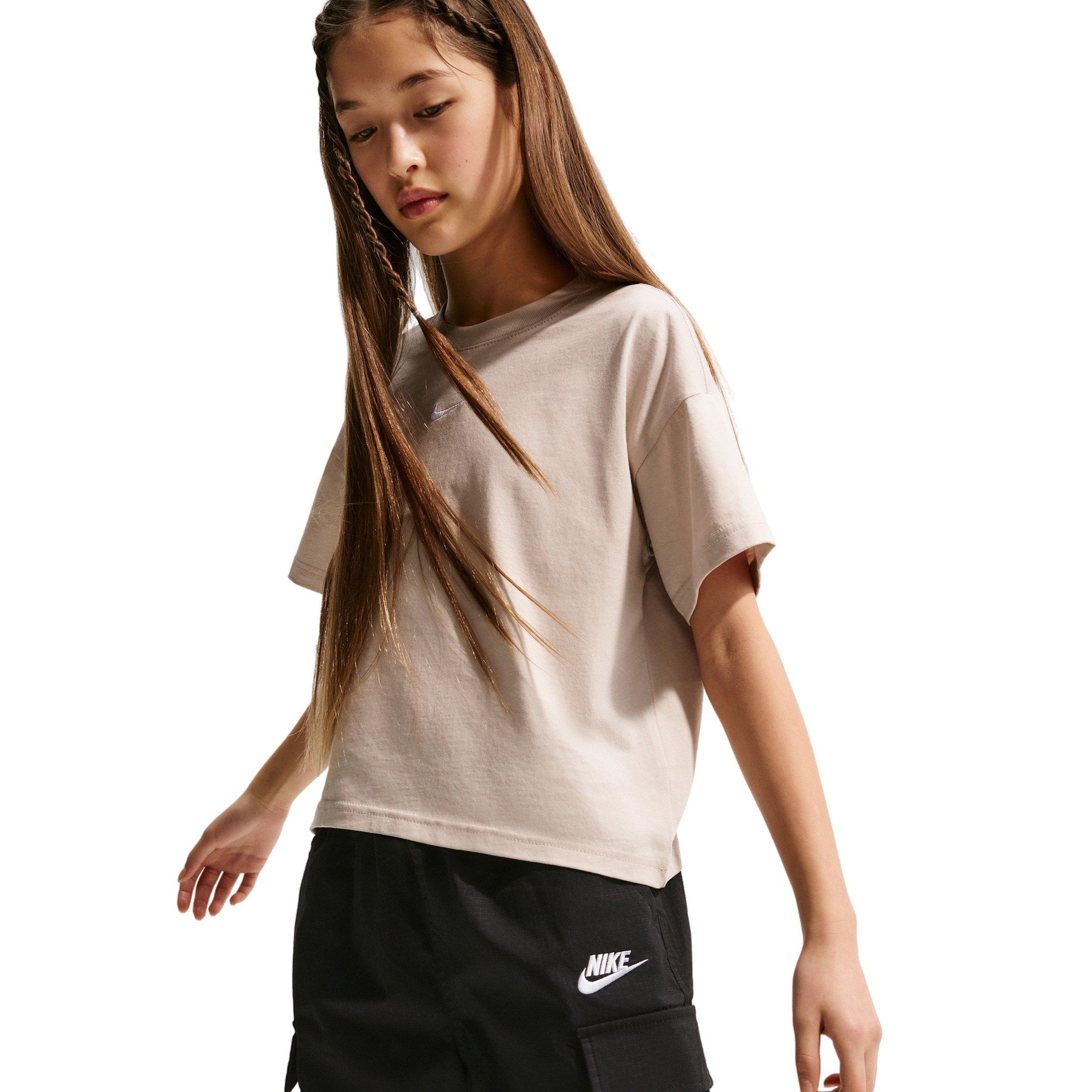 Nike Sportswear Club Big Kids' Black Woven Cargo Shorts