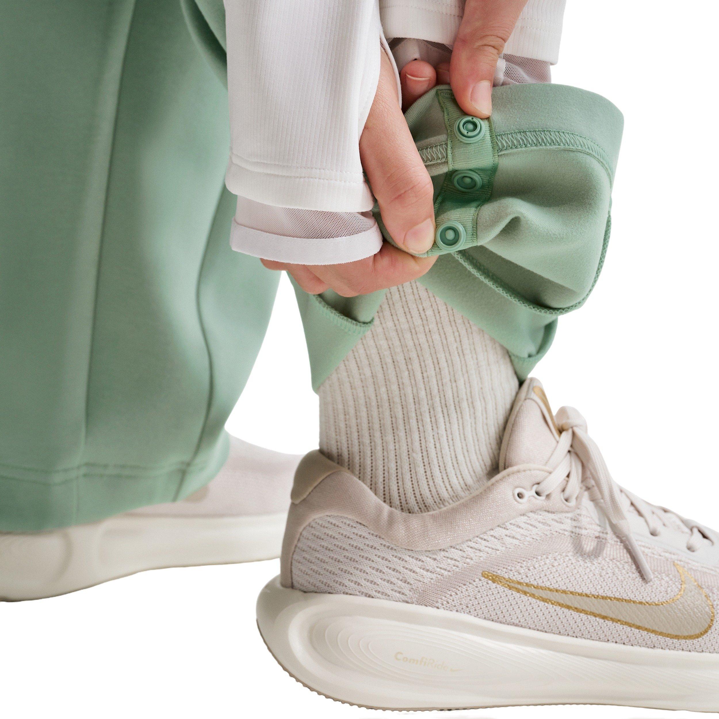 Nike Big Girls' MAVN High-Rise Therma-FIT Knit Sweatpants - Green - GREEN Thumbnail View 4