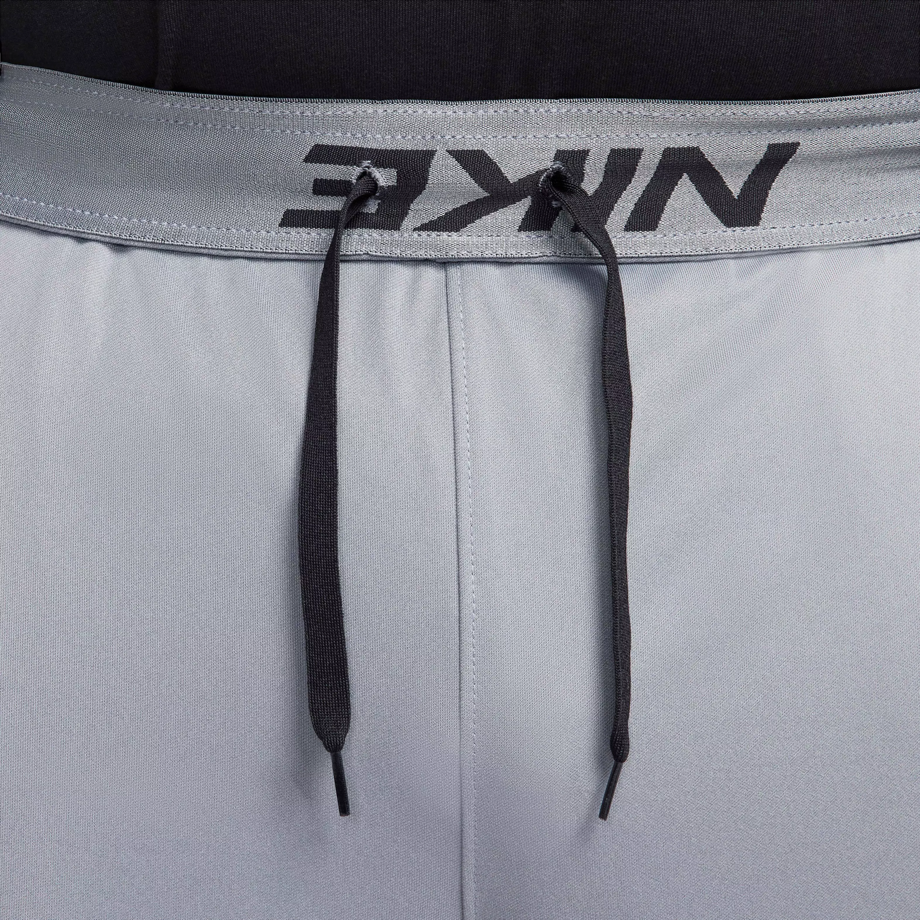 Nike Men's Dri-Fit Core Versatile Knit Pants - GREY