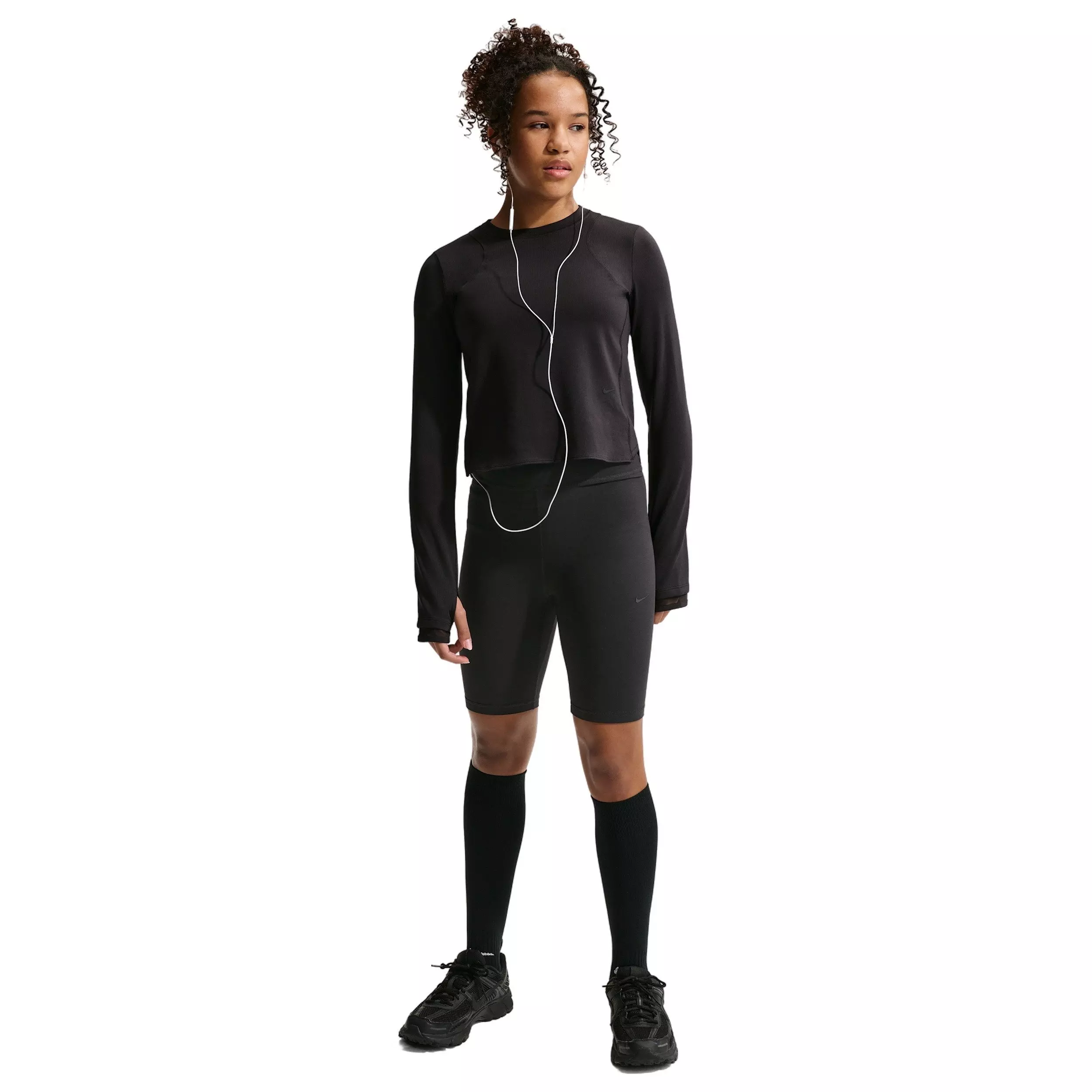 Nike Big Girls' MAVN Dri-FIT High-Rise 7" Shorts - Black - BLACK