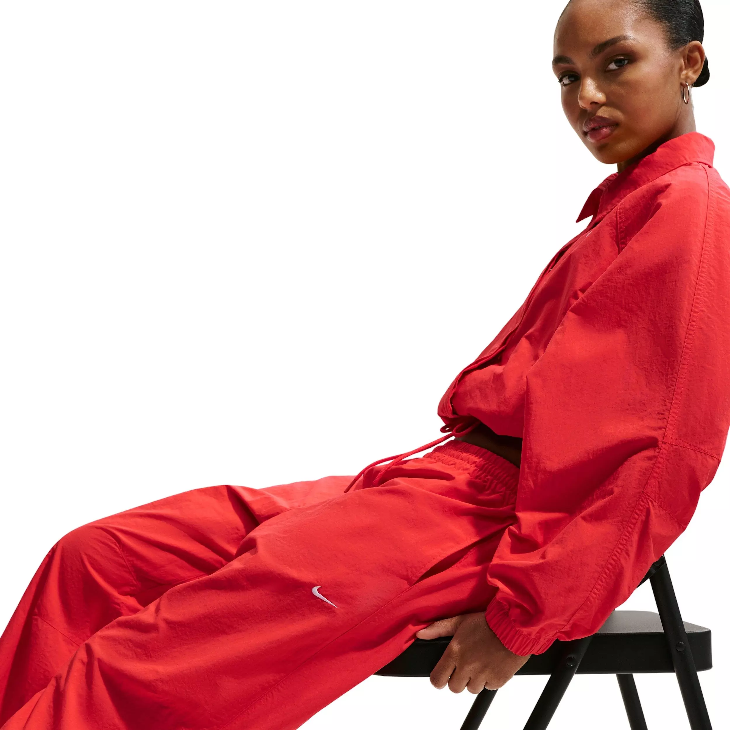 Nike Women's Sportswear Oversized High-Waisted Woven Pants - CRIMSON