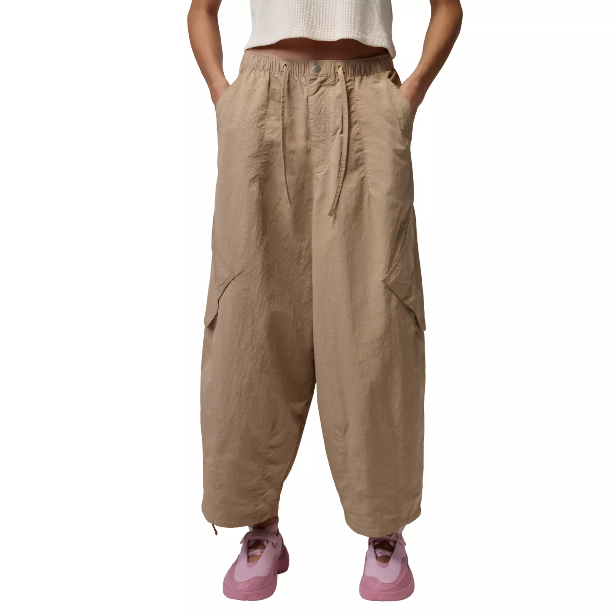 Jordan Women's Flight Chicago Adjustable Hem Parachute Pants - KHAKI