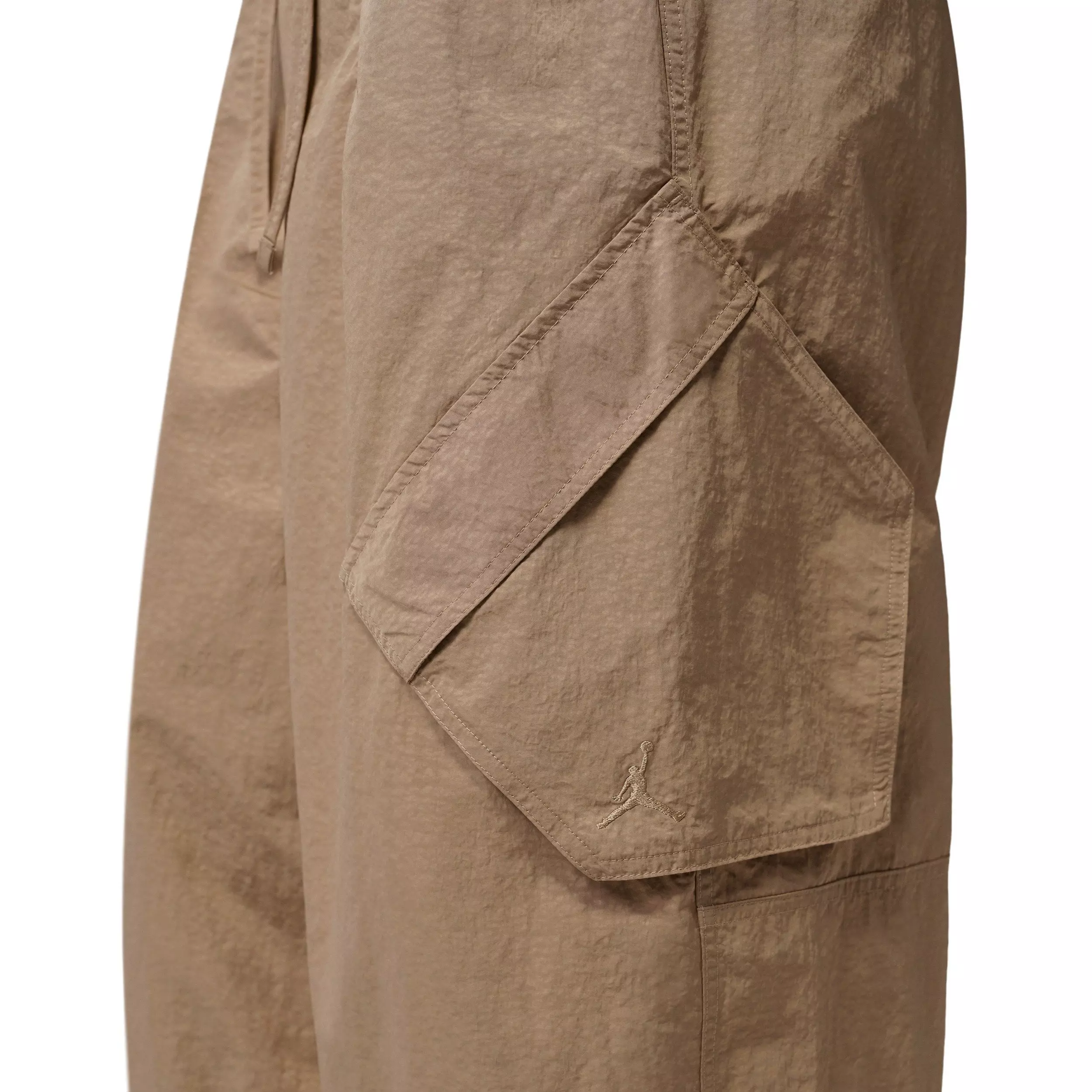 Jordan Women's Flight Chicago Adjustable Hem Parachute Pants - KHAKI