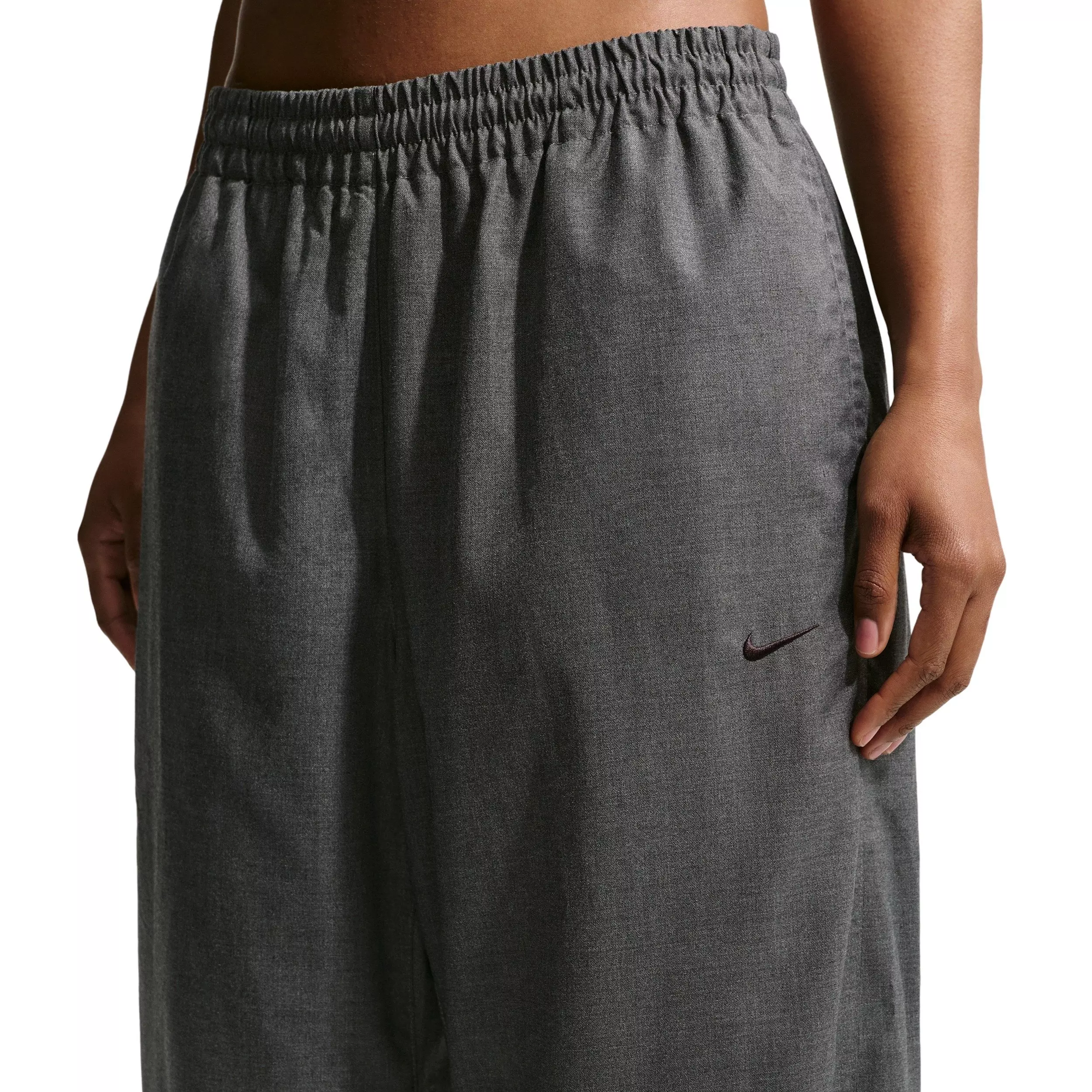 Nike Women's Sportswear Oversized Mid-Rise Woven Pants - BLACK