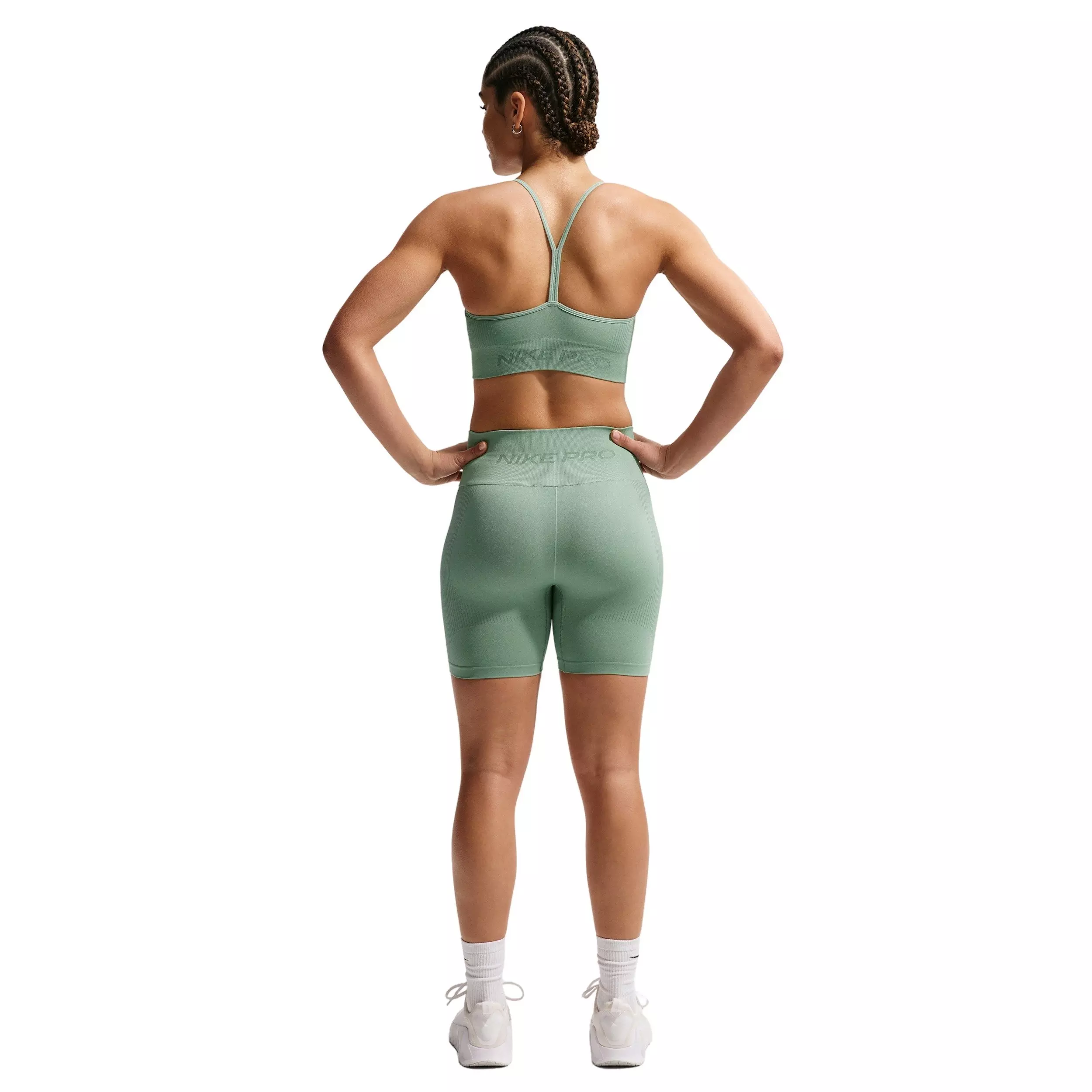 Nike Women's Pro Seamless Light-Support Padded Sports Bra - Light Green - LIGHT GREEN
