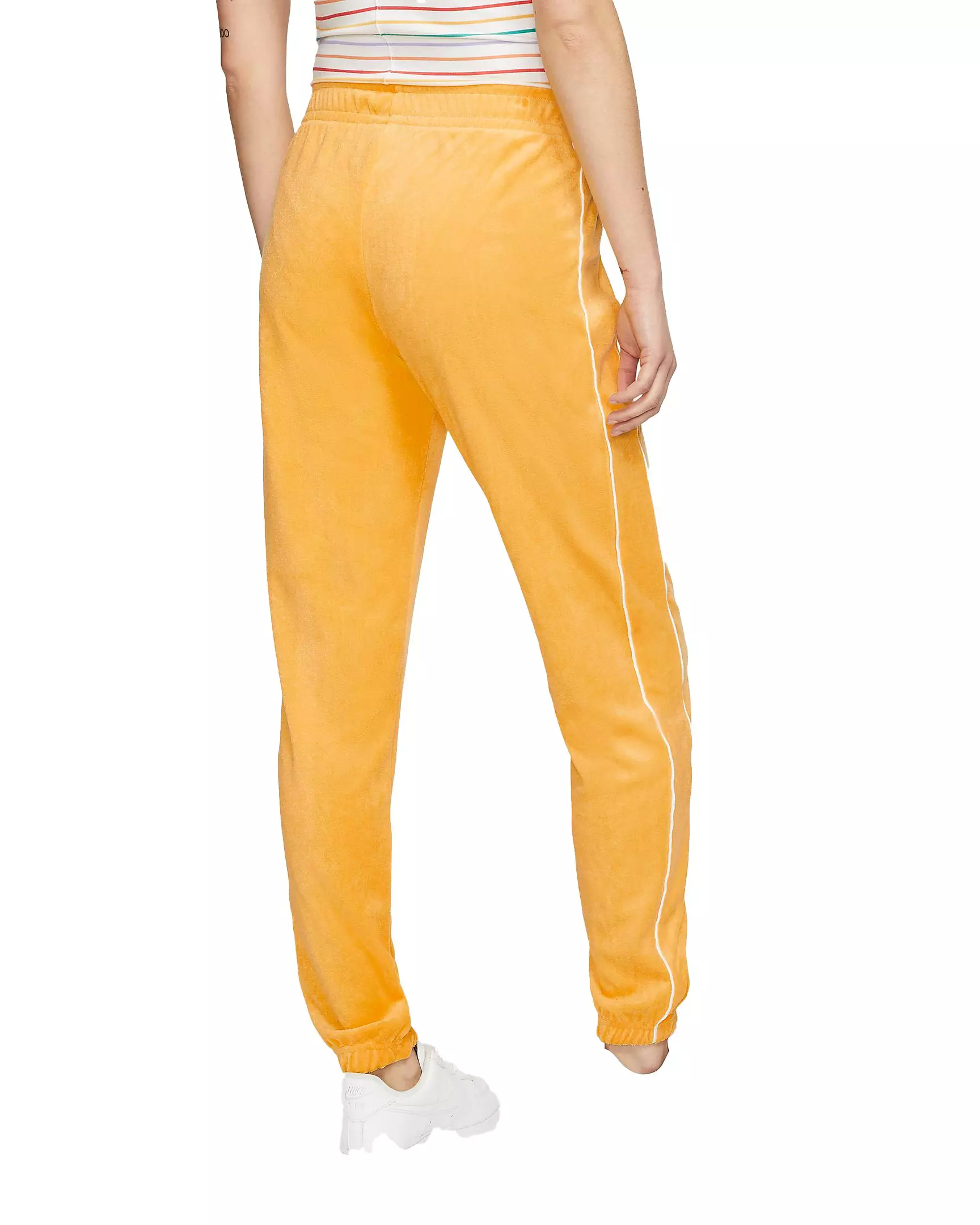 Nike Women's Sportswear Pants - Lilac - GOLD