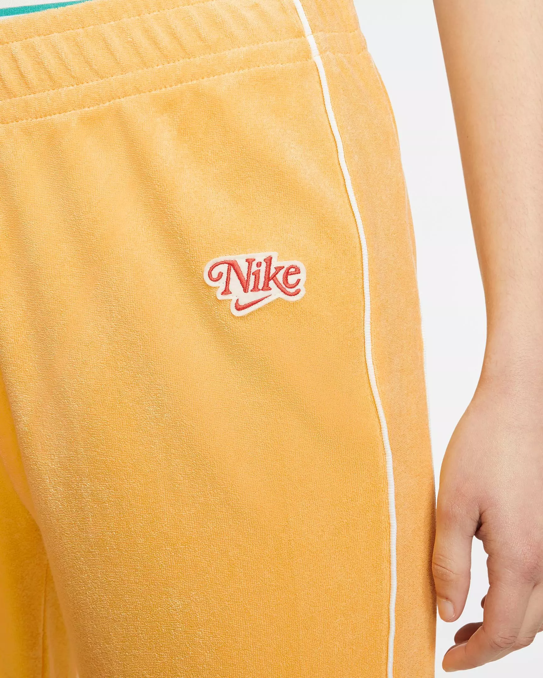 Nike Women's Sportswear Pants - Lilac - GOLD