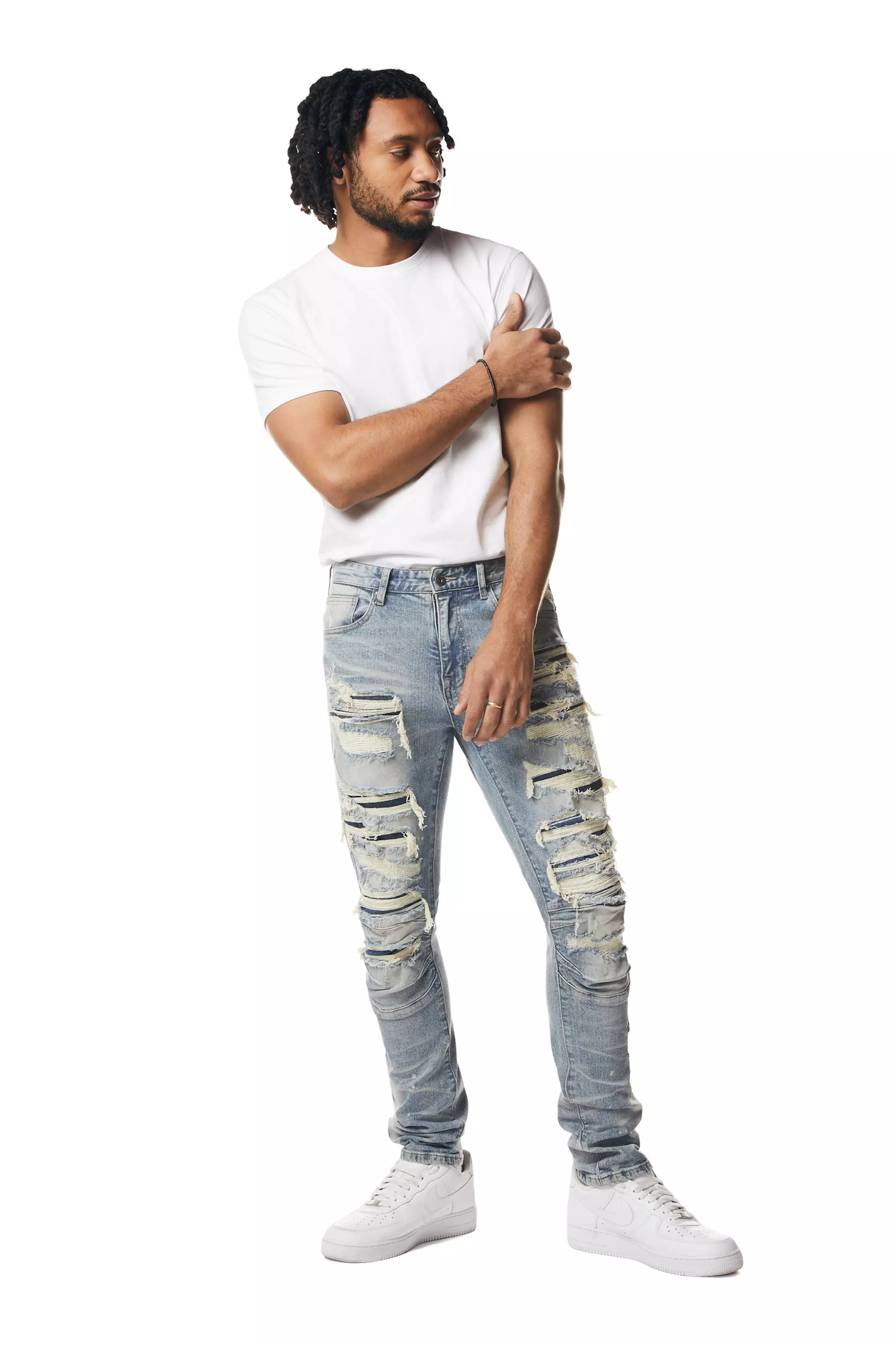 Smoke Rise Men's Blue Wash Slim Fit Seasonal Essentials Denim Jean - BLUE