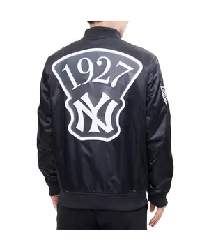 Pro Standard Mens MLB New York Yankees Classic Varsity Jacket