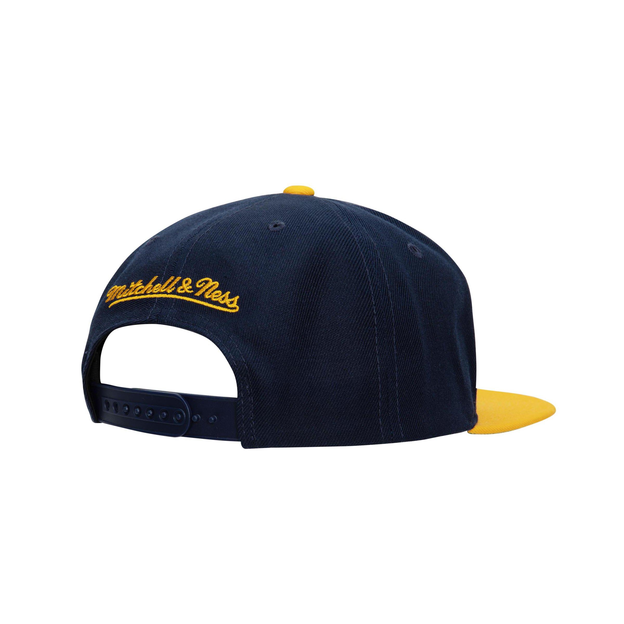 with Love Snapback HWC Golden State Warriors