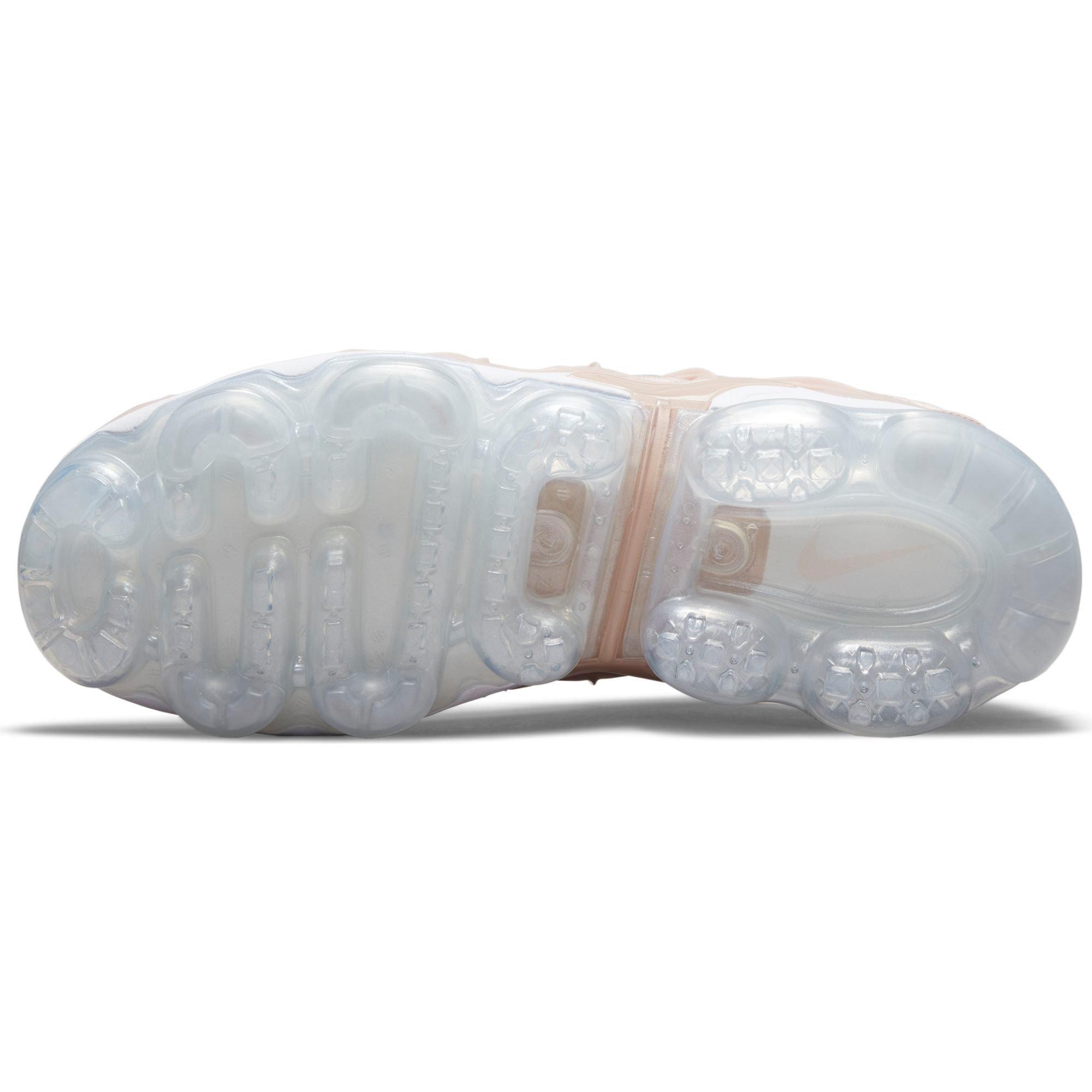 Nike Air VaporMax Plus الشوبك Nike Air VaporMax Plus الشوبك