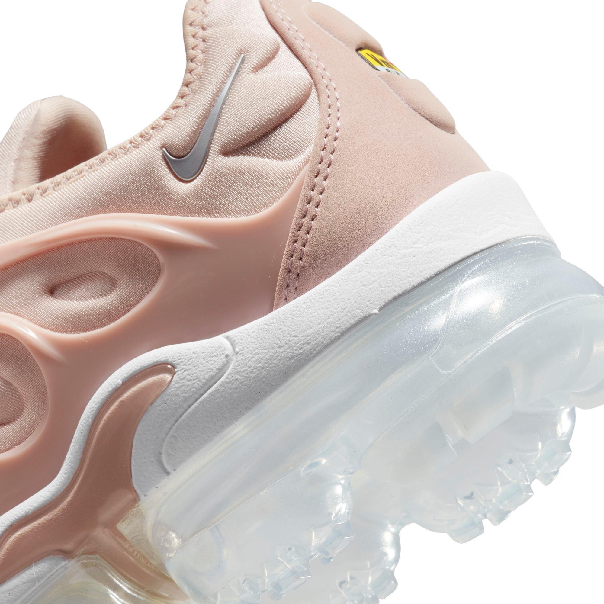 Nike Air VaporMax Plus Hyper Pink/White/Pink Blast Women's Shoe - Hibbett