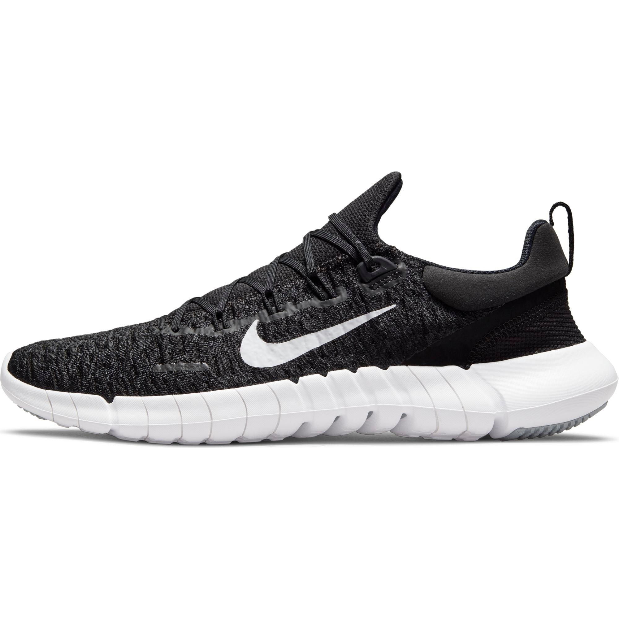 White nike clearance free rn shoes