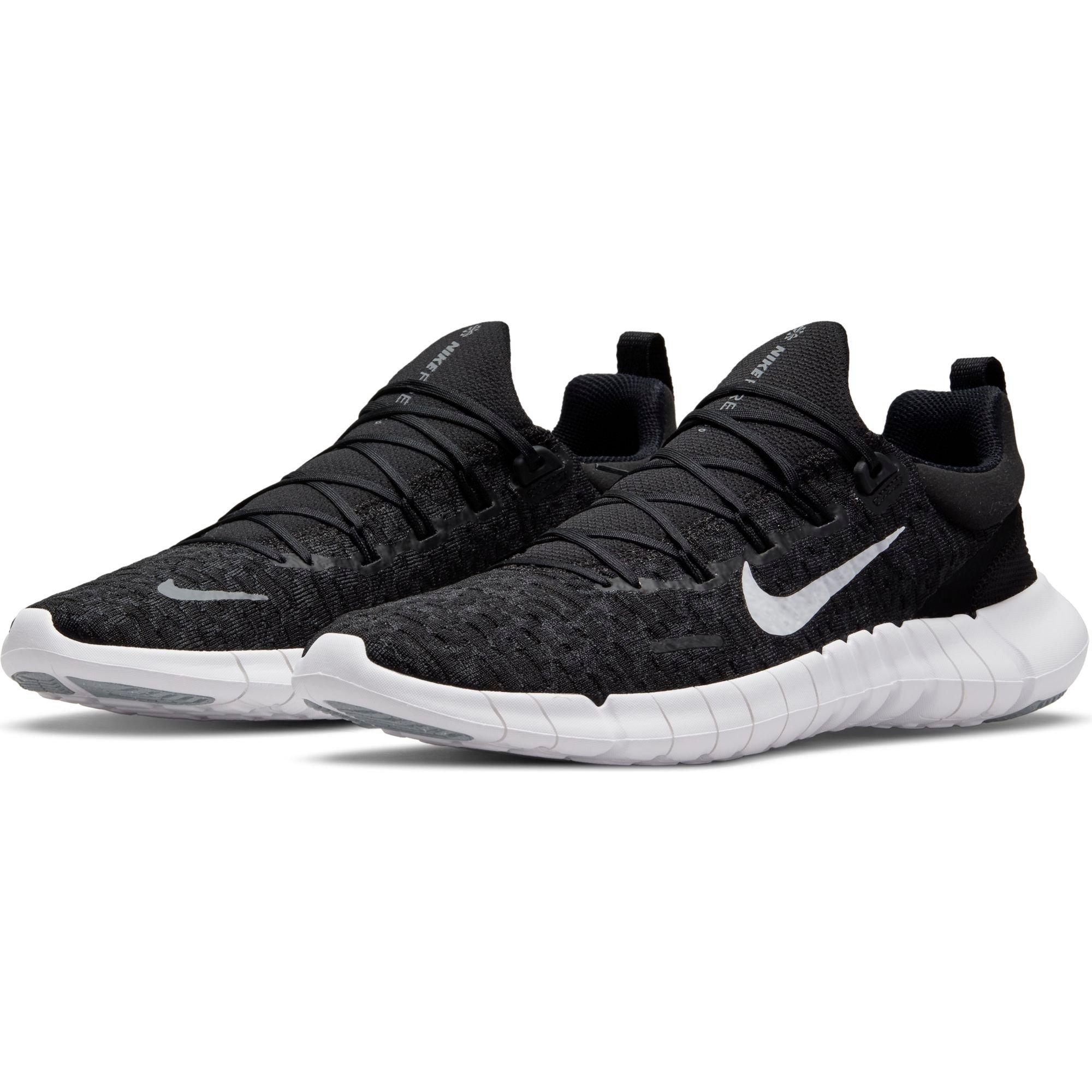 práctica Tristemente estafador Nike Free Run 5.0 "Black/White/Smoke Grey" Men's Running Shoe
