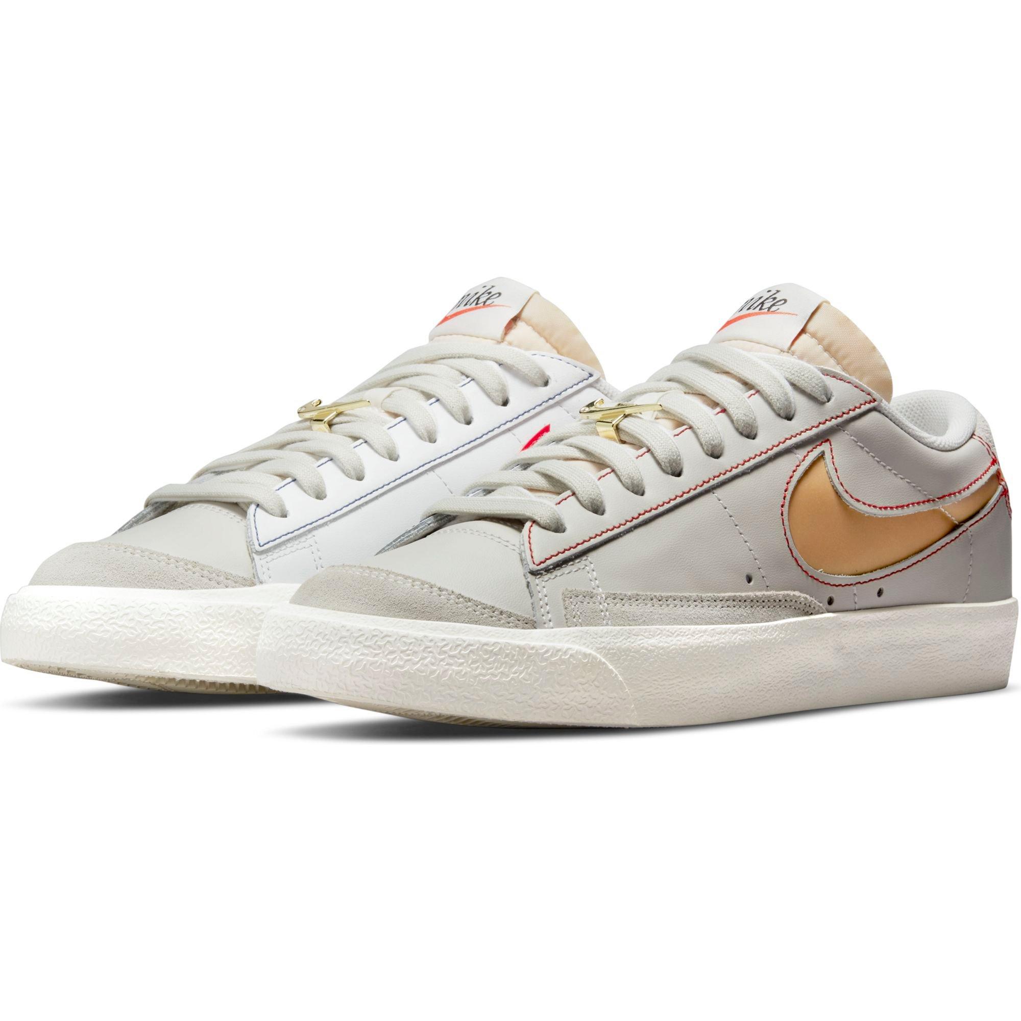 nike blazer low light bone