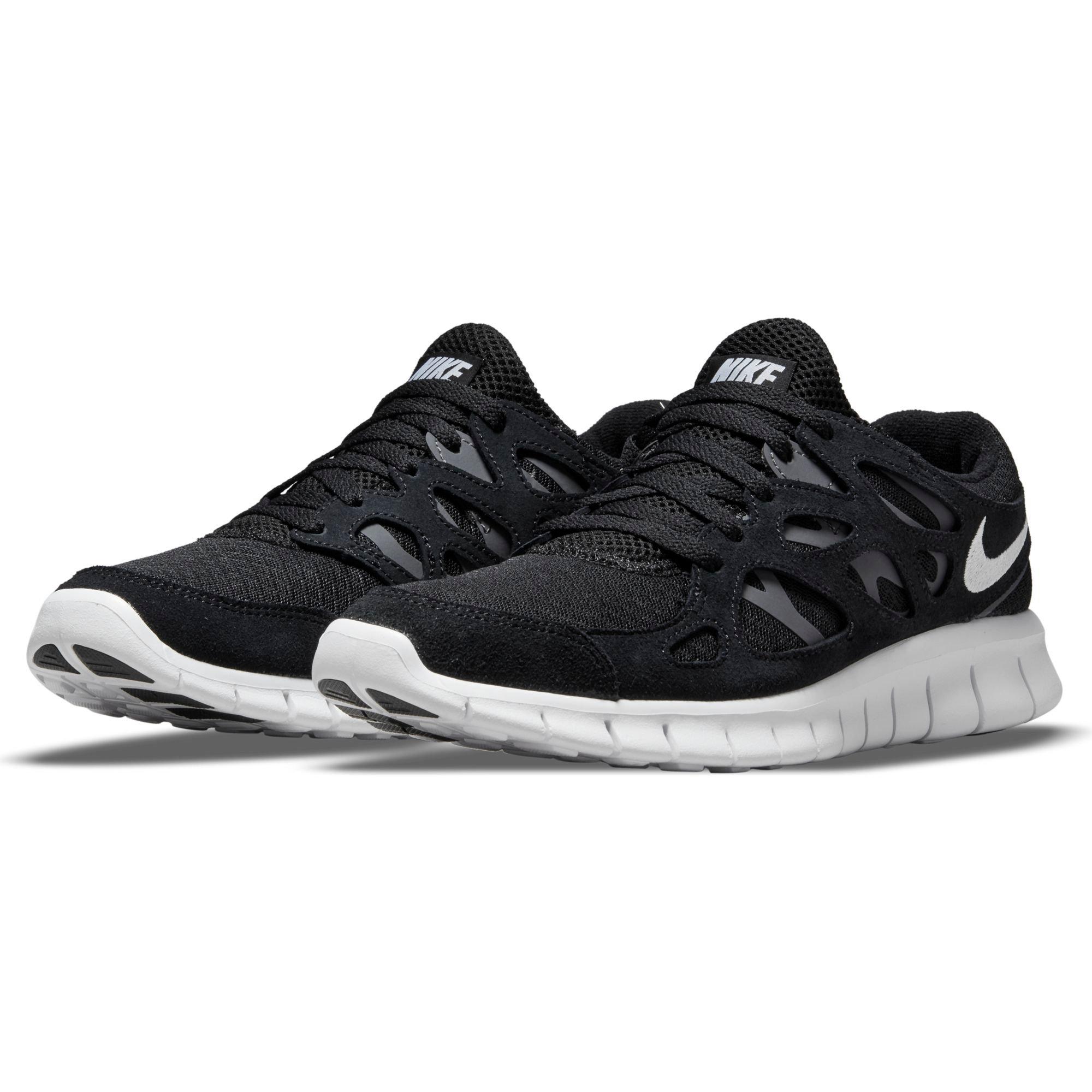 Free run shop black and white