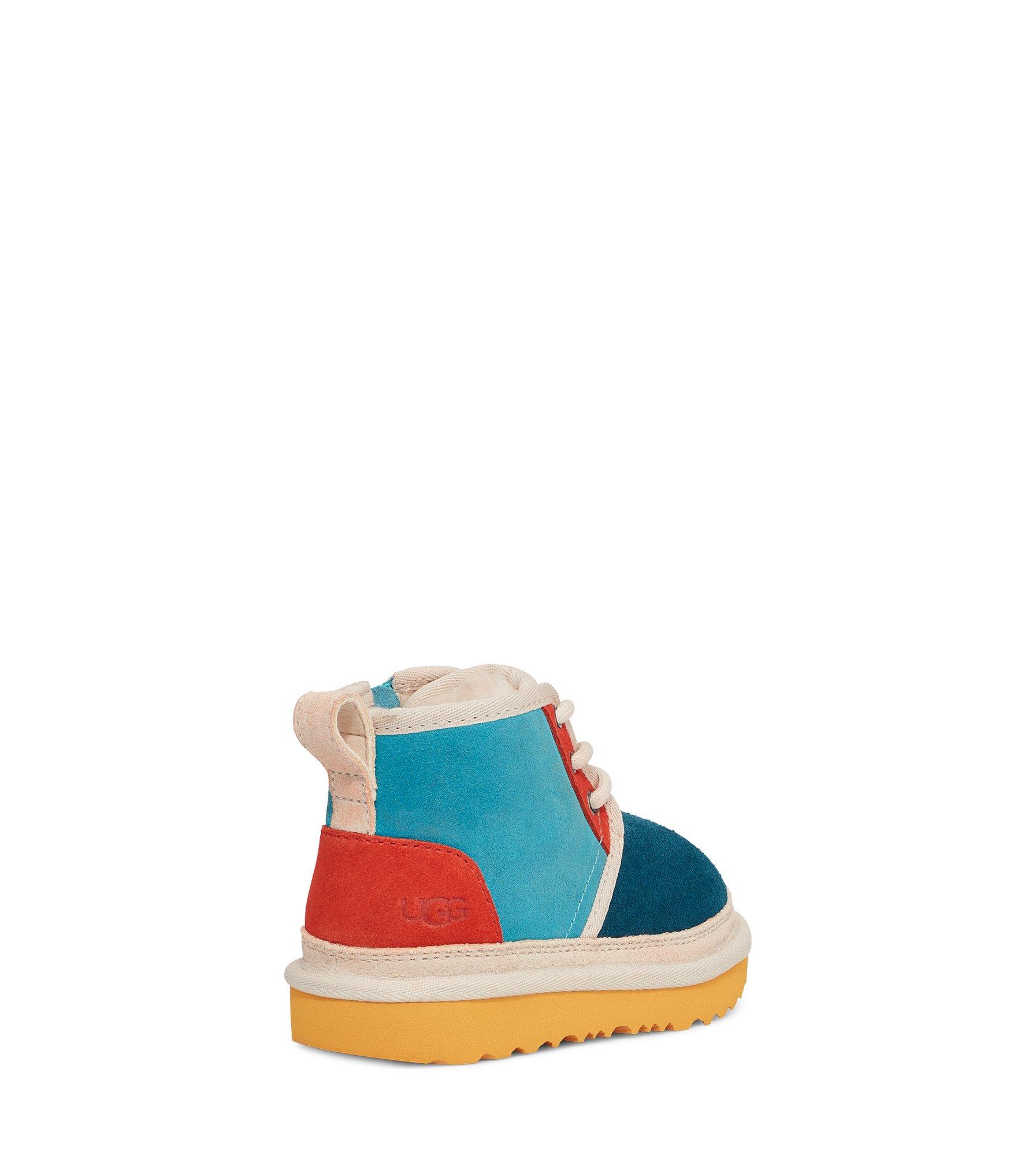 light blue uggs neumel