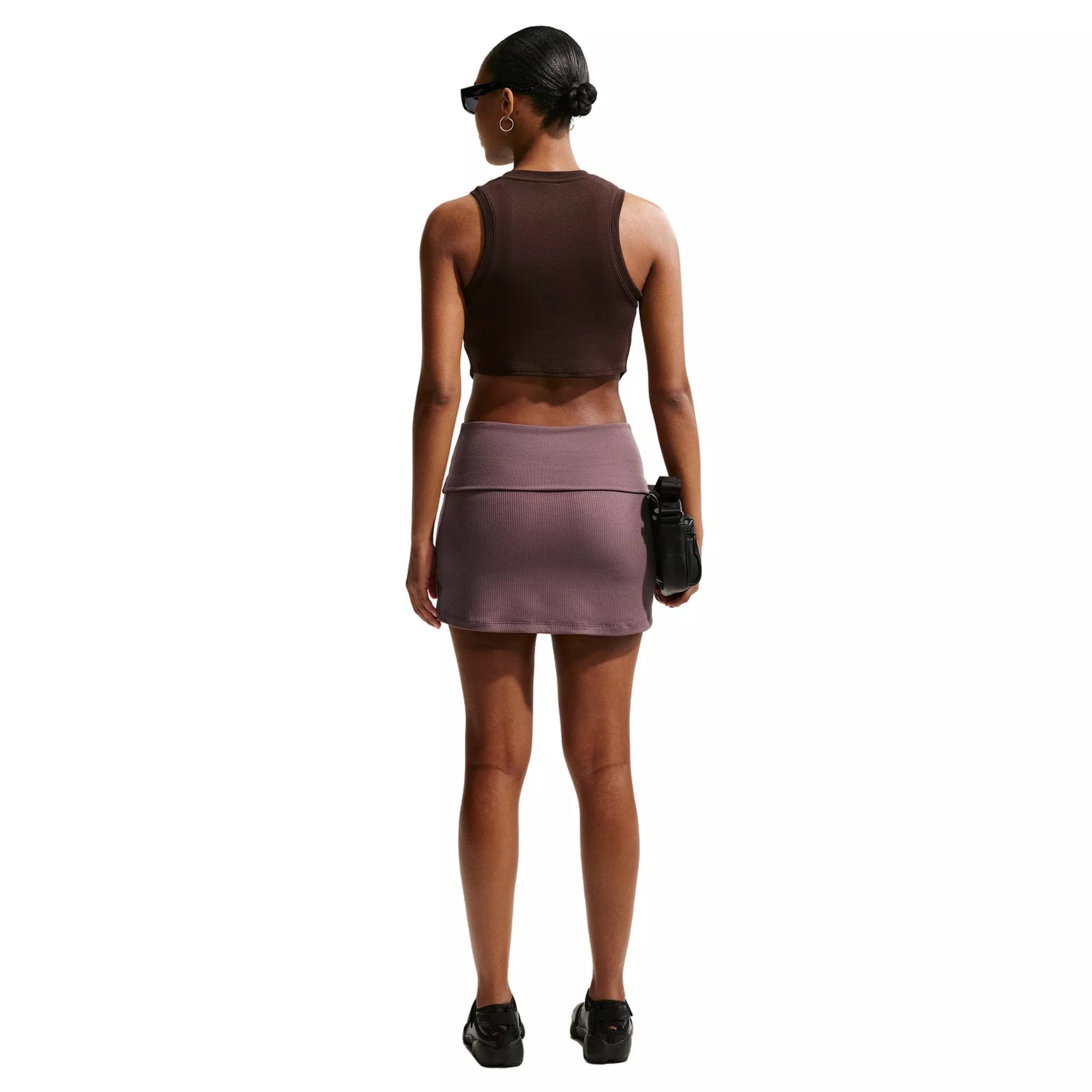Nike Women's Sportswear Chill Knit Mid-Rise Tight Ribbed Skort - PURPLE