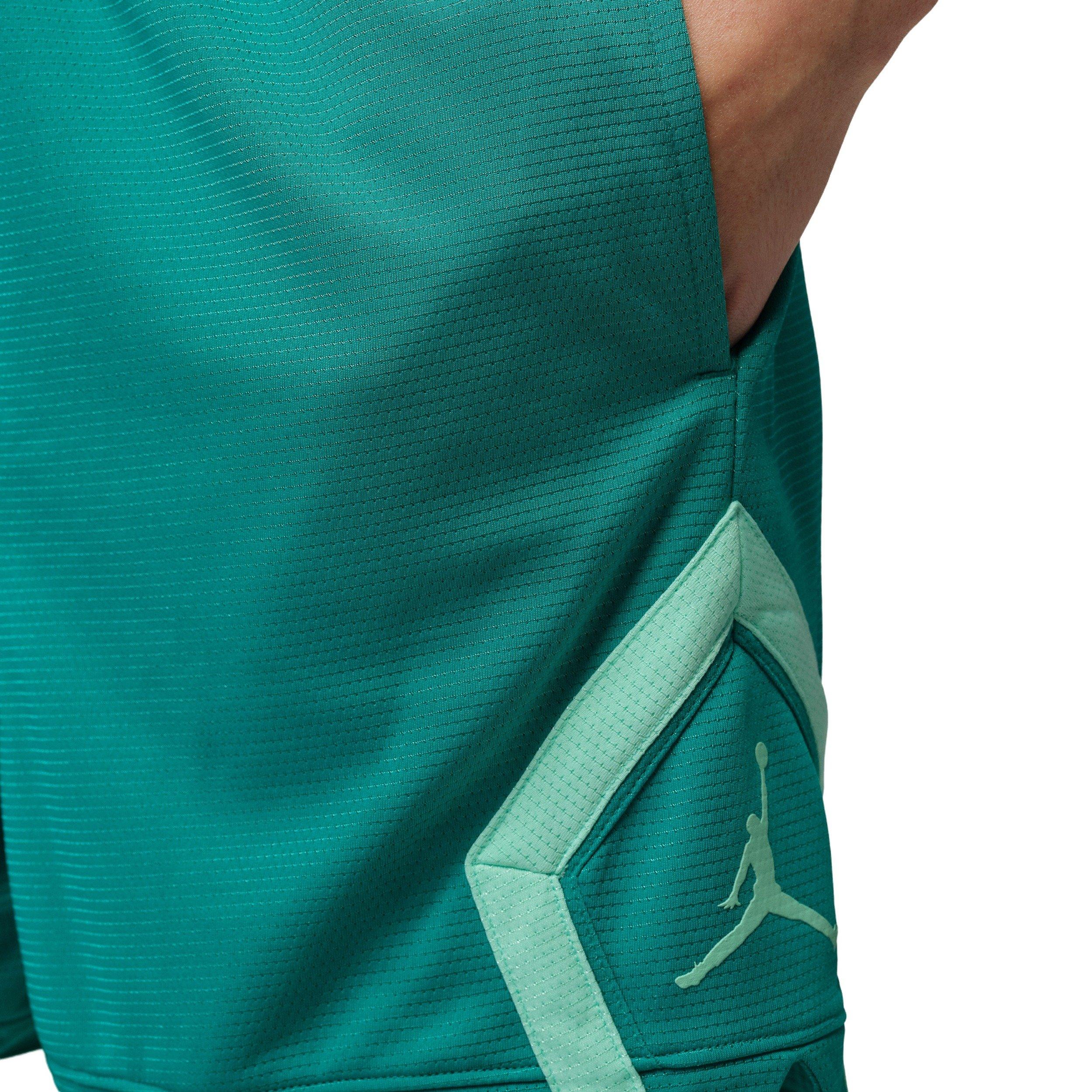 Jordan Women's Sport 4" Diamond Shorts - GREEN Thumbnail View 3