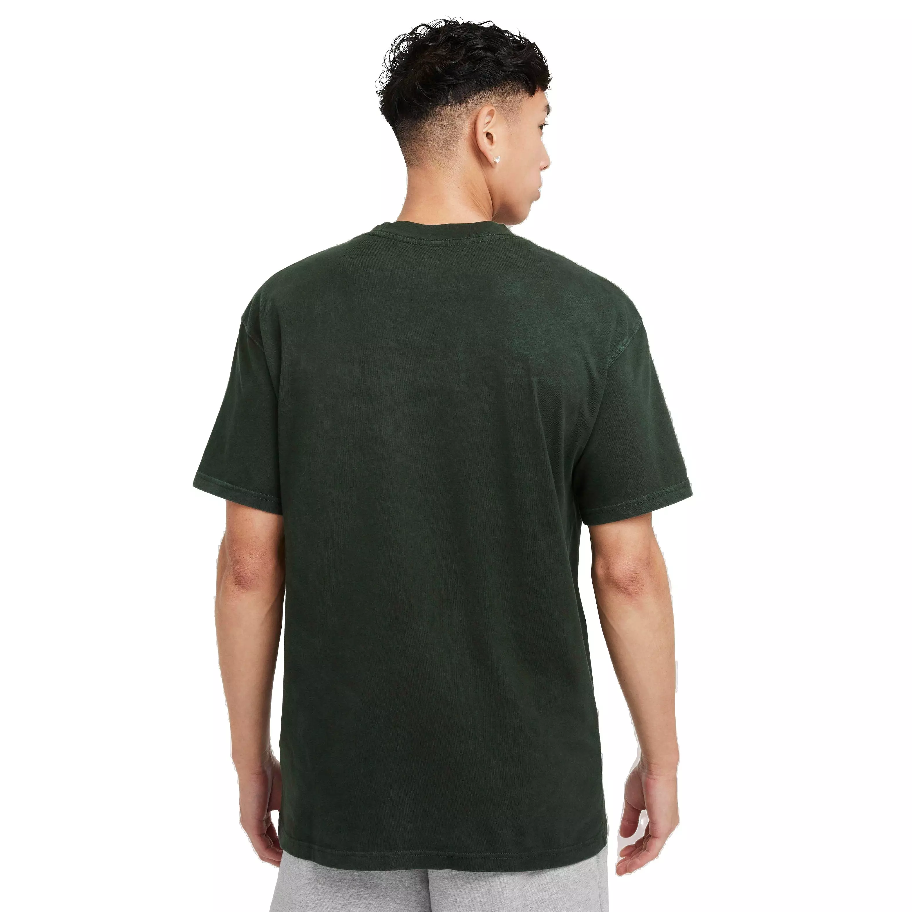 Nike Men's Max90 Basketball Relaxed T-Shirt - GREEN