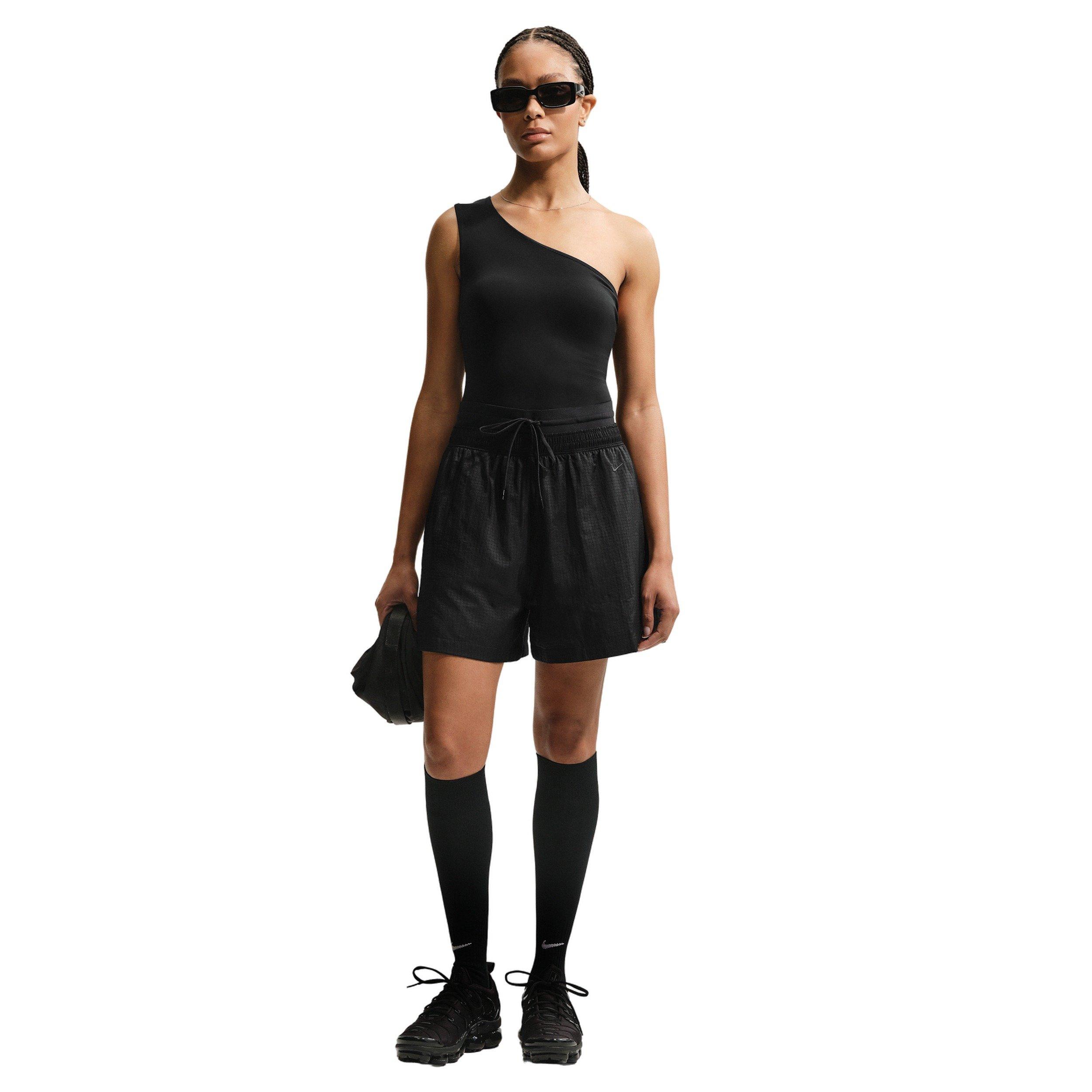 Nike Women's Sportswear Loose High-Waisted Lightweight Ripstop Shorts - BLACK Thumbnail View 4