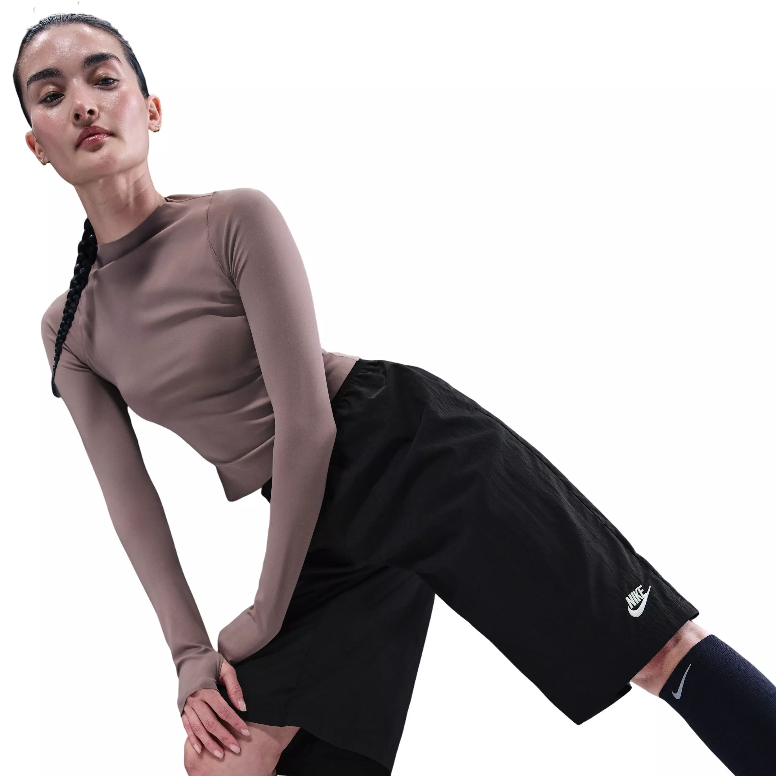 Nike Women's Sportswear Mid-Rise Loose Knee-Length Shorts - BLACK/OFF-WHITE