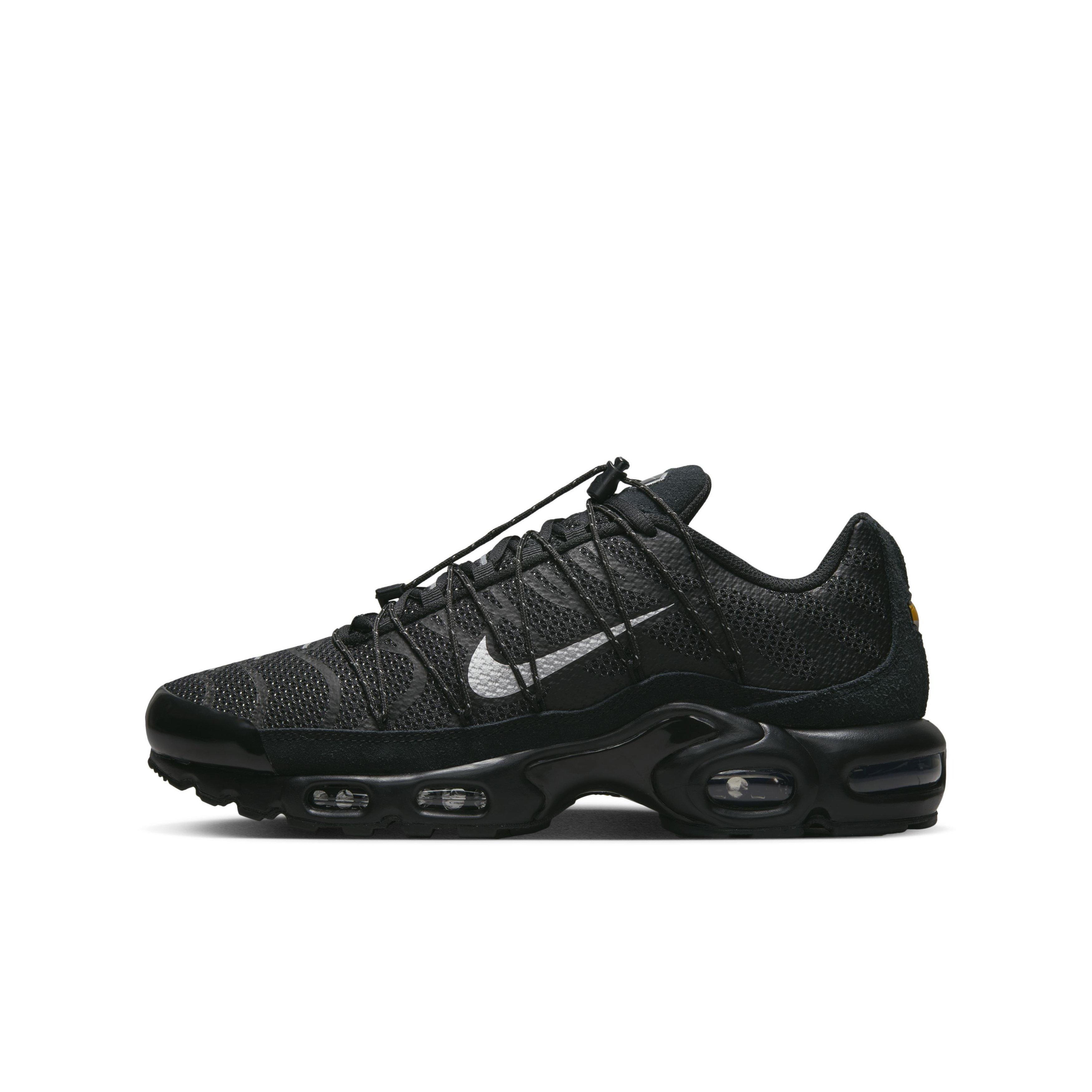 Nike Air Max Plus Utility Grade School Boys' "Black/Metallic Silver/White" Shoe
