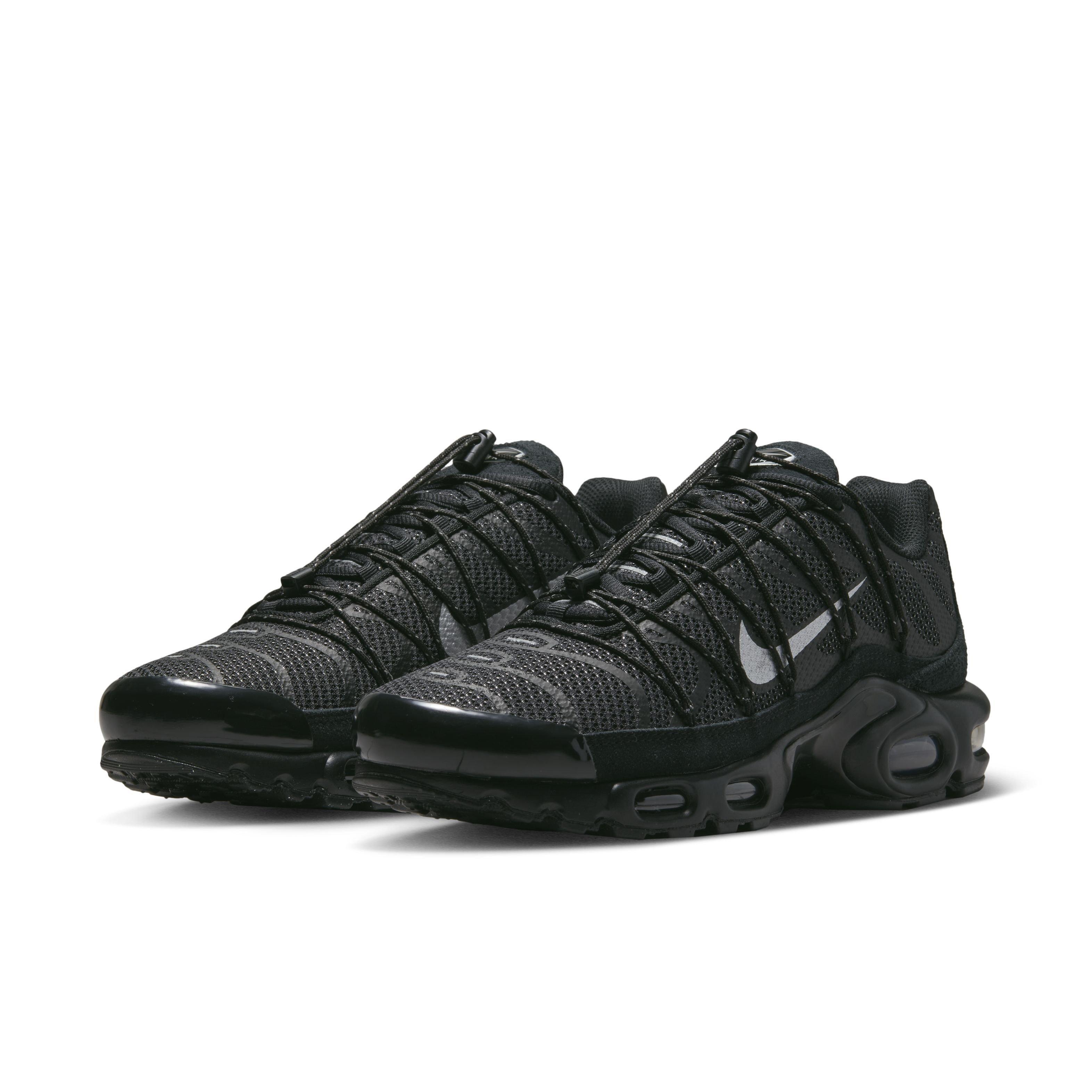 Nike Air Max Plus Utility Grade School Boys' "Black/Metallic Silver/White" Shoe
