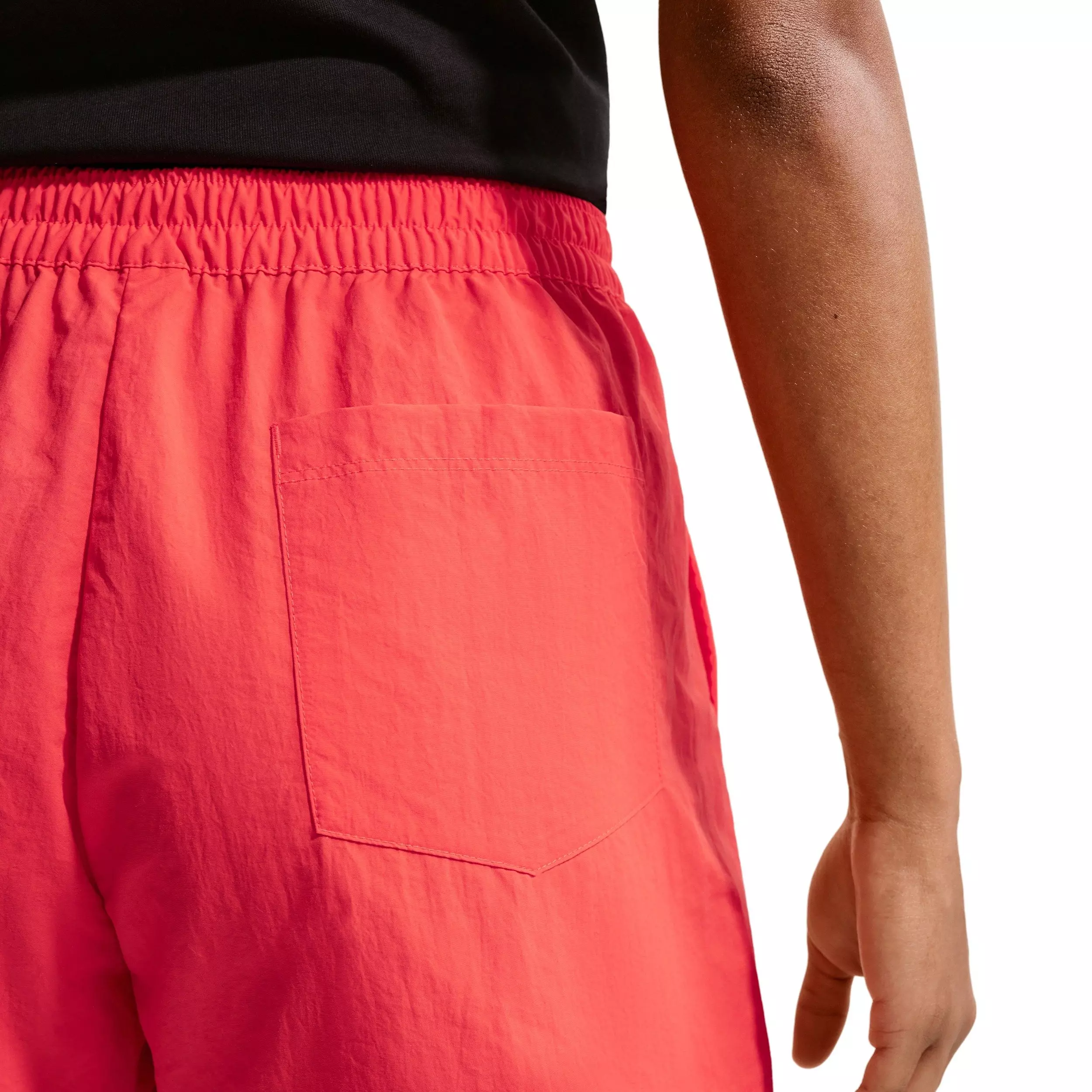 Nike Women's Sportswear Mid-Rise Skort - CRIMSON