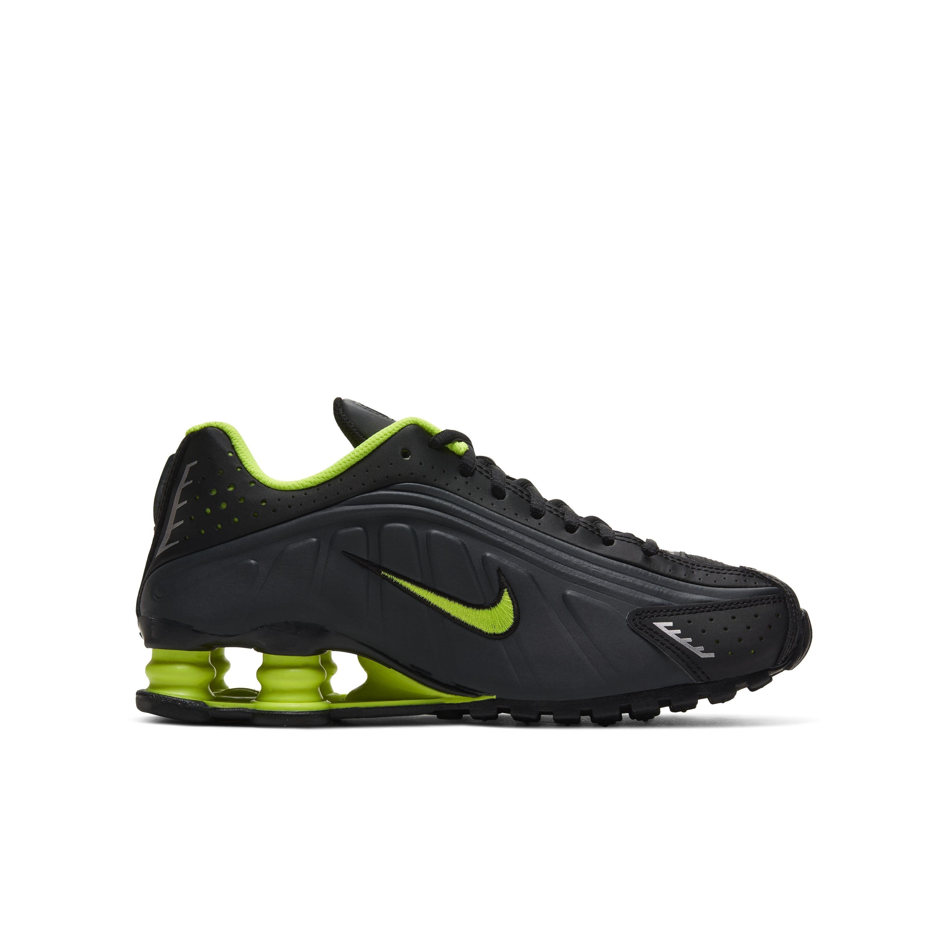 Nike shox shop r4 grade school