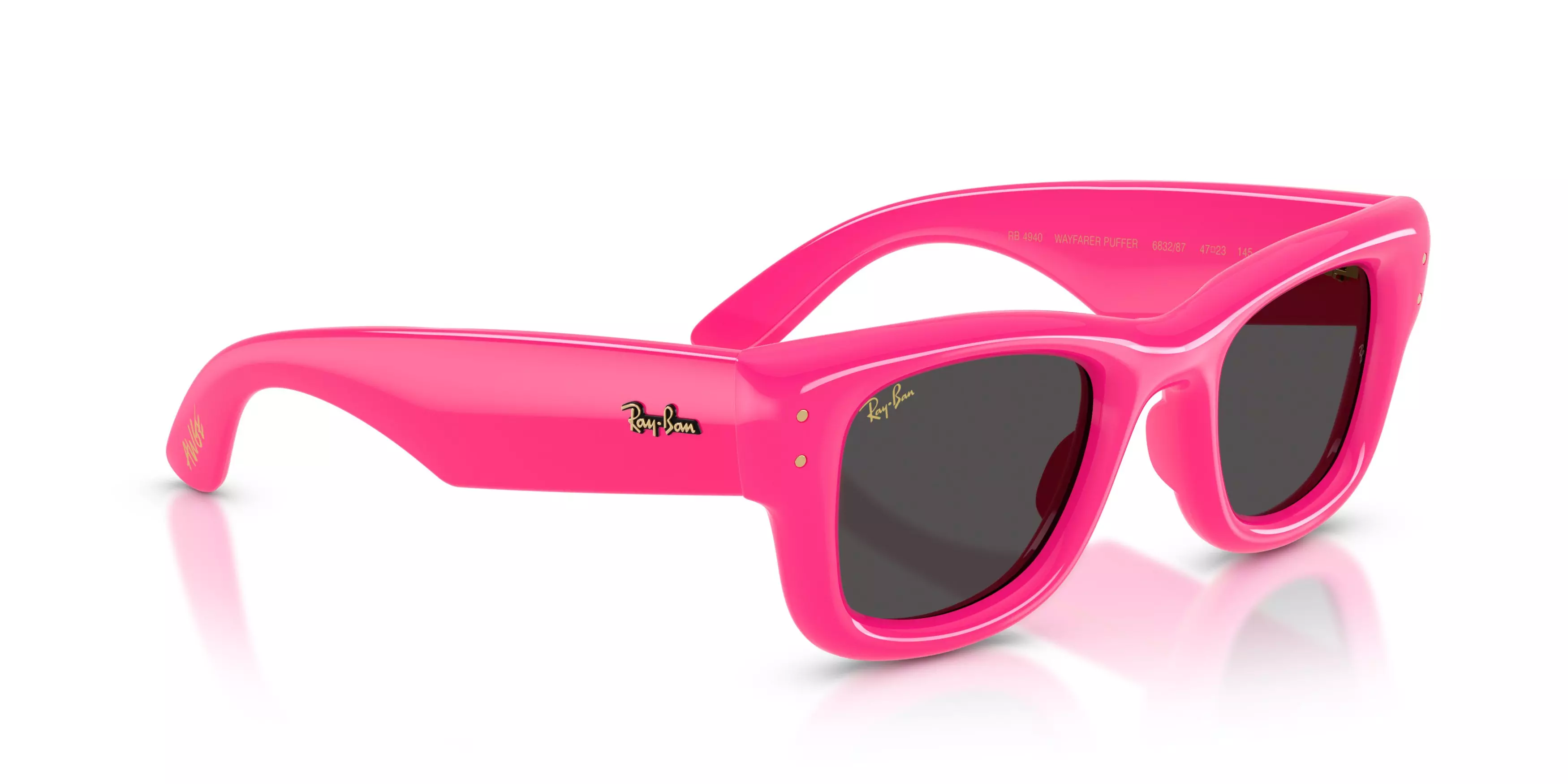 Ray-Ban A$AP Rocky Wayfarer Puffer Ultra Black Sunglasses – Polished Fucsia - PINK/BLACK