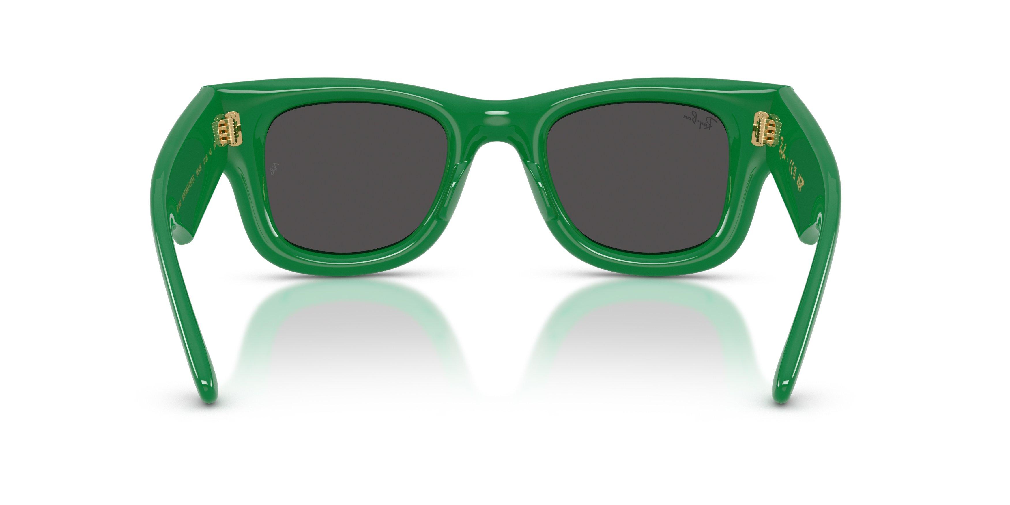 Ray-Ban A$AP Rocky Wayfarer Puffer Ultra Black Sunglasses &ndash; Polished Green - GREEN/BLACK Thumbnail View 3