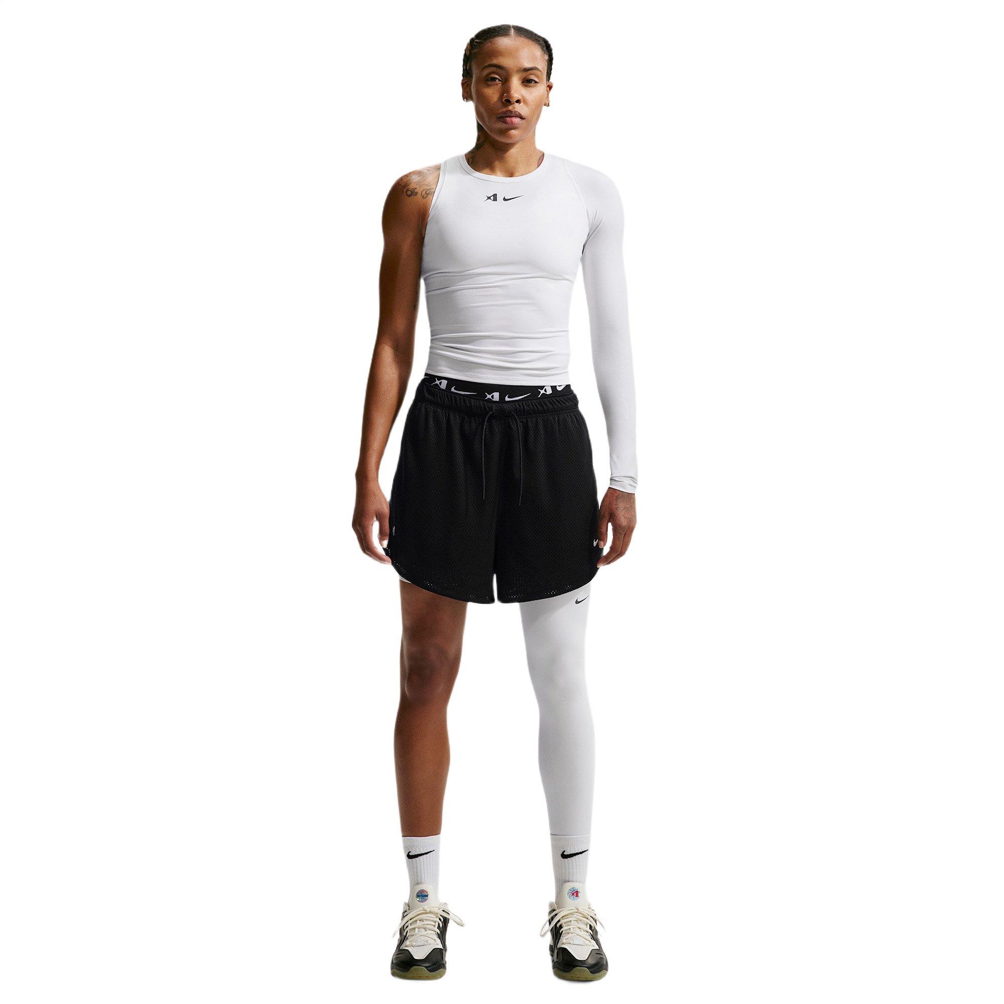 Nike A'ja Wilson Women's A'symmetric Reversible Dri-FIT Basketball Top - WHITE/BLACK Thumbnail View 6
