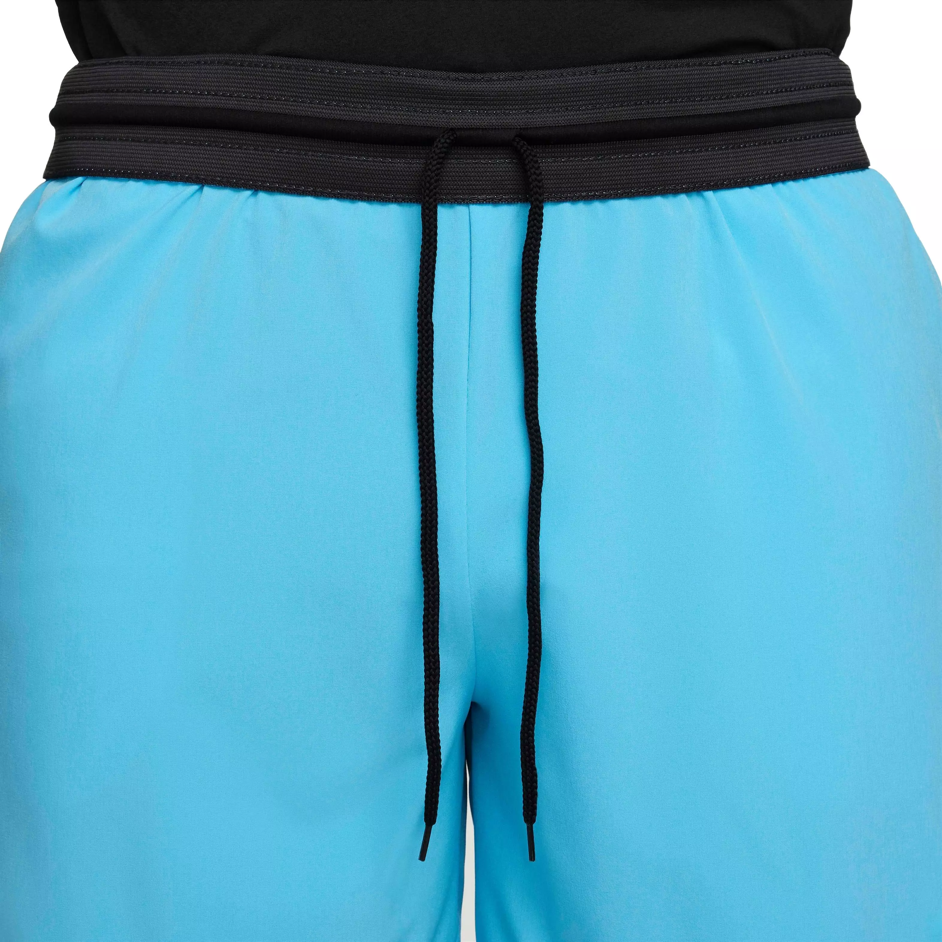 Nike Men's DNA Dri-FIT 6" UV Woven Basketball Shorts - BLUE/BLACK