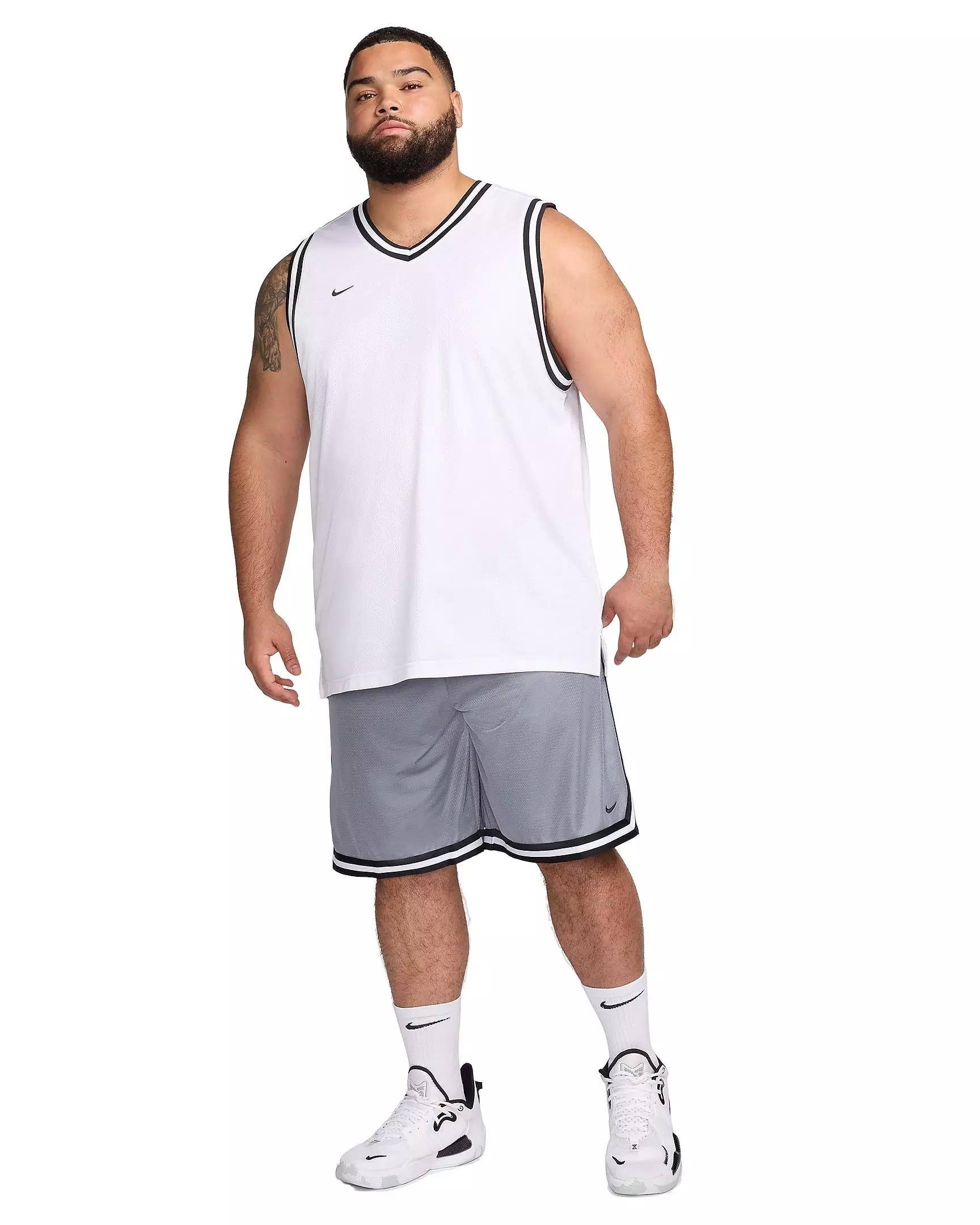 Nike Men's Dri-FIT DNA 10" Basketball Shorts - GREY/BLACK