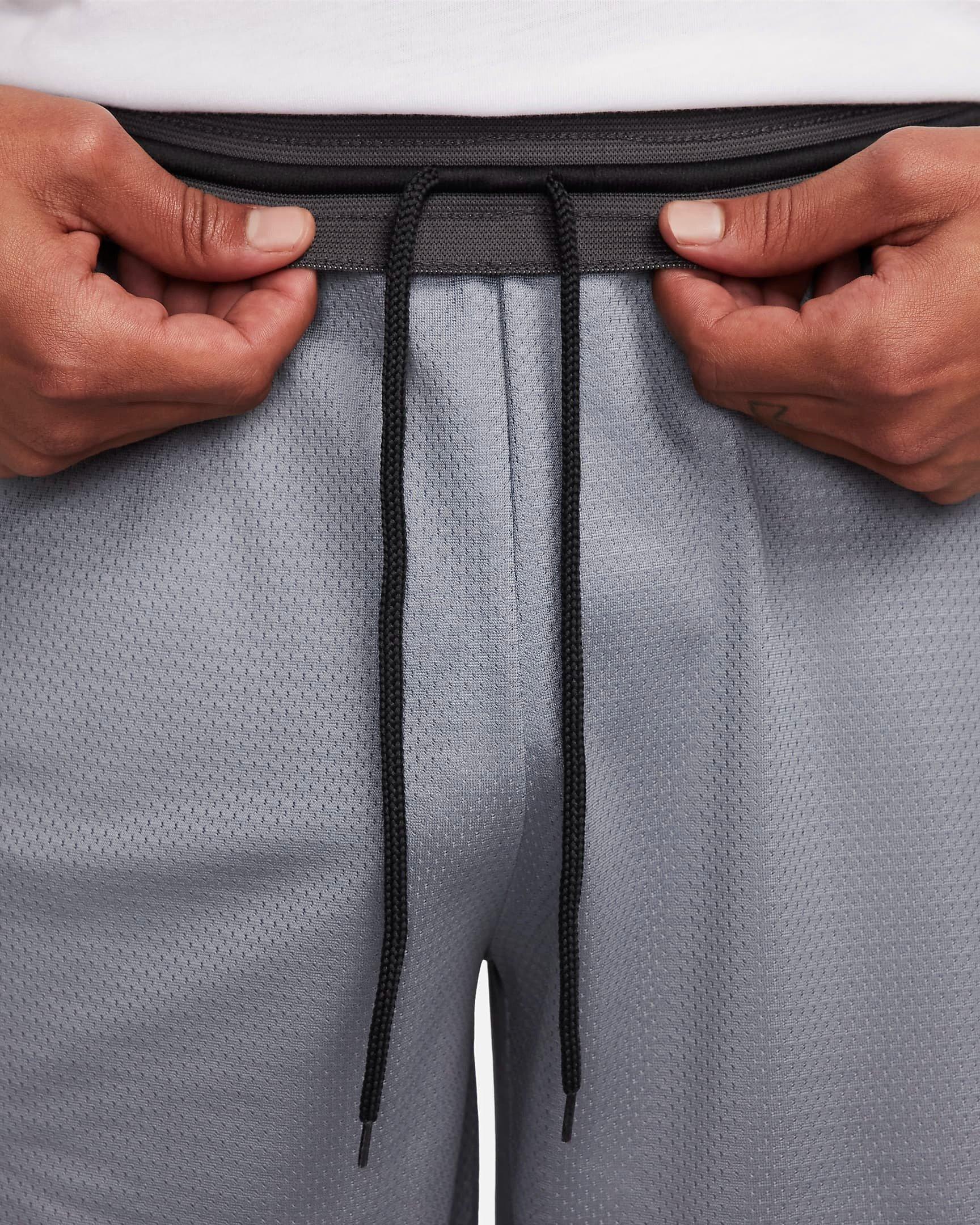 Nike Men's DNA Dri-FIT 10" Basketball Shorts - GREY/BLACK Thumbnail View 3