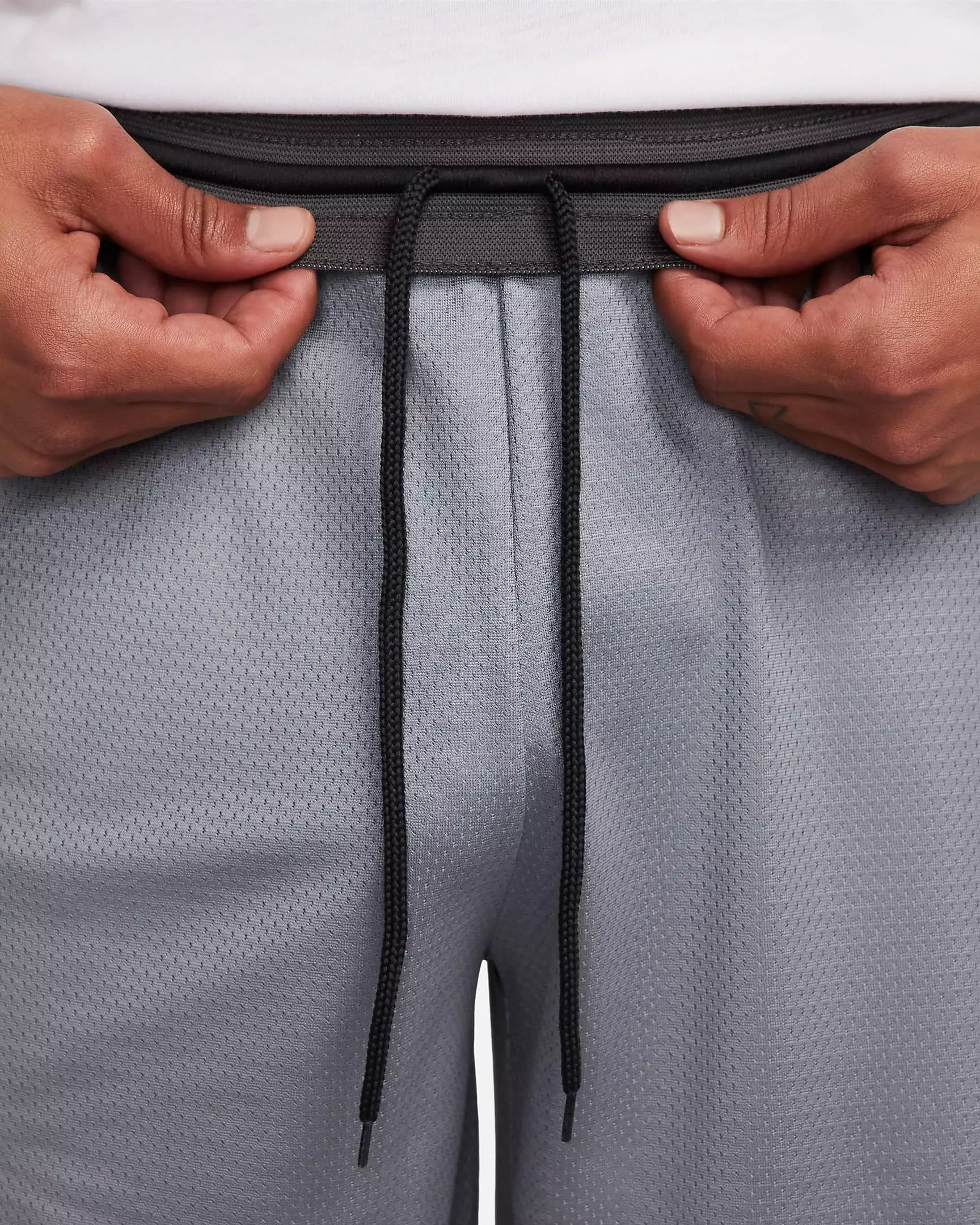 Nike Men's Dri-FIT DNA 10" Basketball Shorts - GREY/BLACK