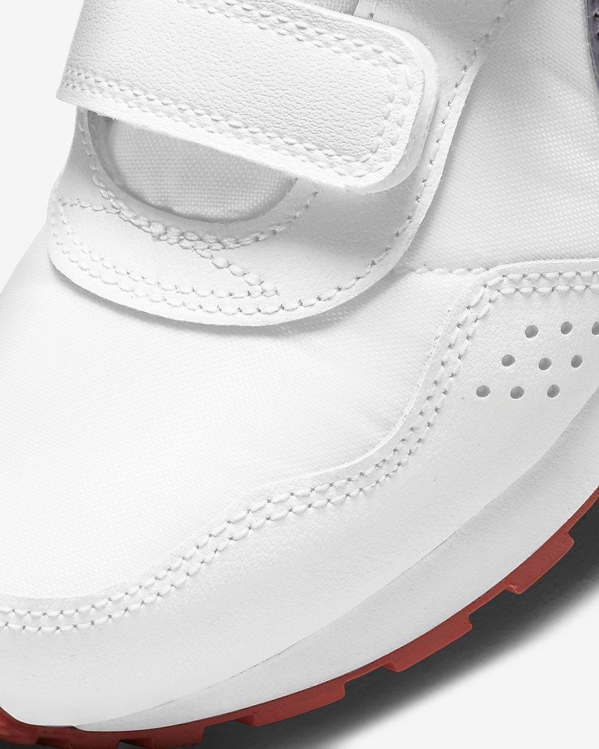 Nike MD Valiant "White/Silver" Preschool Girls' Shoe - WHITE Thumbnail View 7