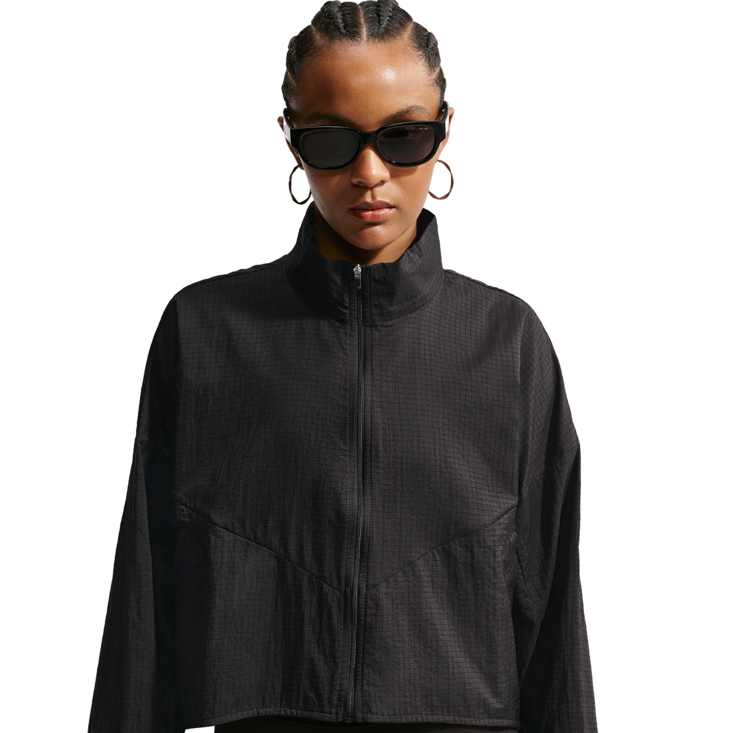 Nike Women's Sportswear Oversized Lightweight Ripstop Jacket - BLACK Thumbnail View 1
