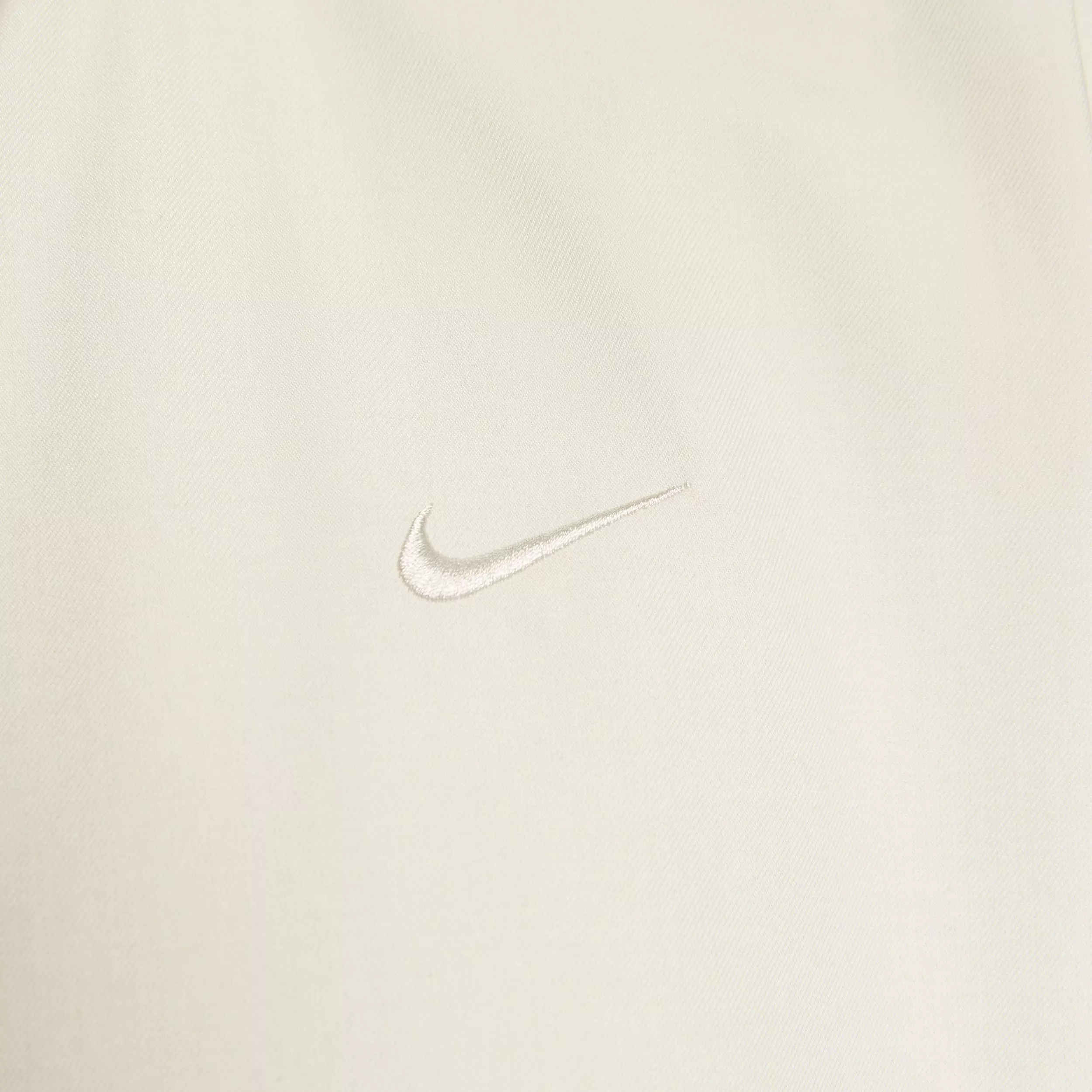 Nike Women's Sportswear Oversized Woven Jacket - CREAM