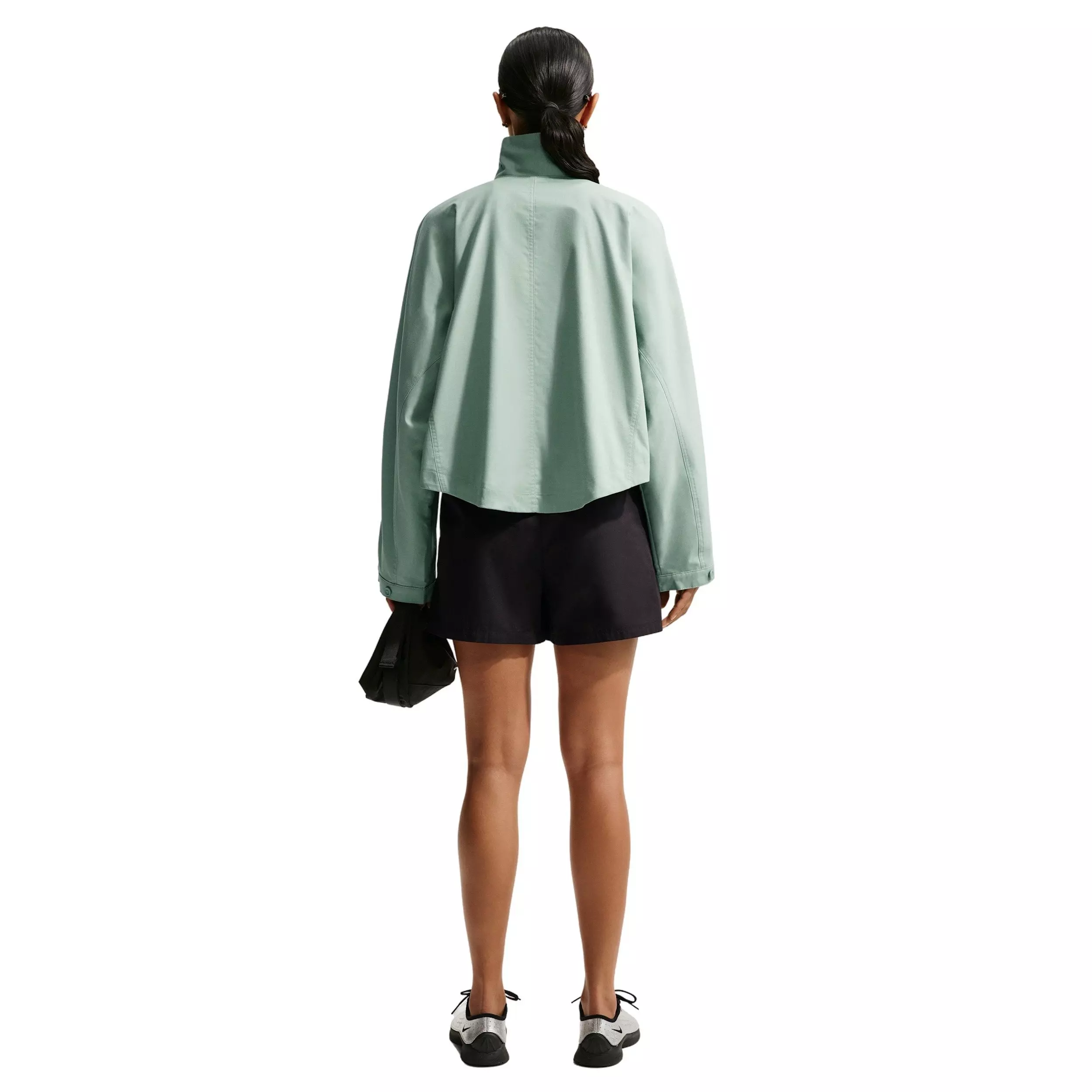 Nike Women's Sportswear Oversized Woven Jacket - LIGHT GREEN