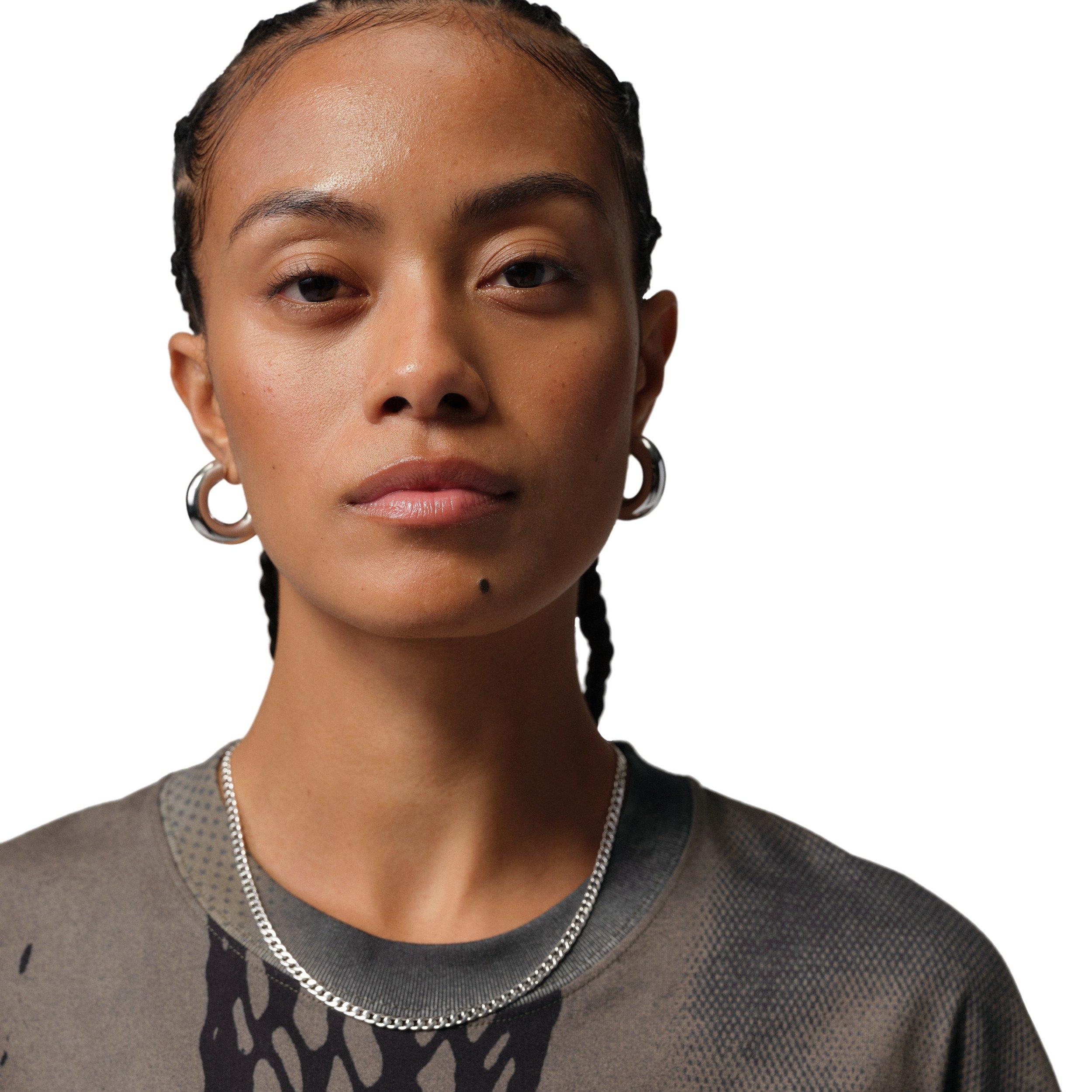 Jordan Women's Flight Oversized Graphic T-Shirt - BLACK Thumbnail View 3