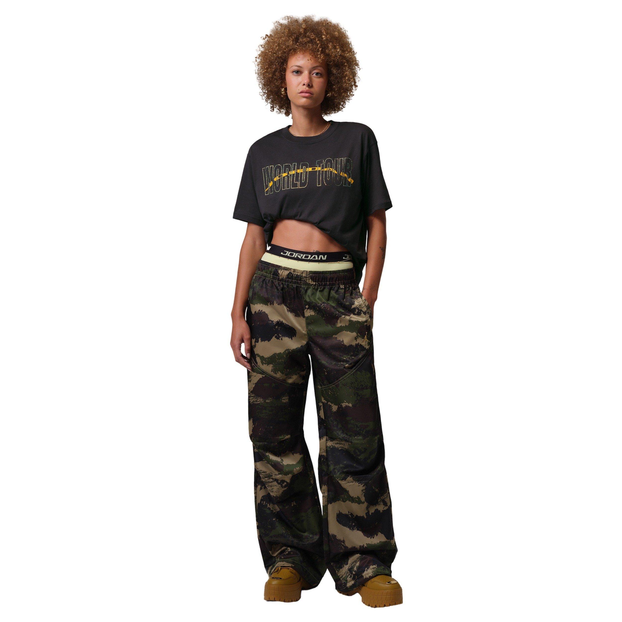 Jordan Women's Brooklyn Girlfriend T-Shirt - BLACK Thumbnail View 6