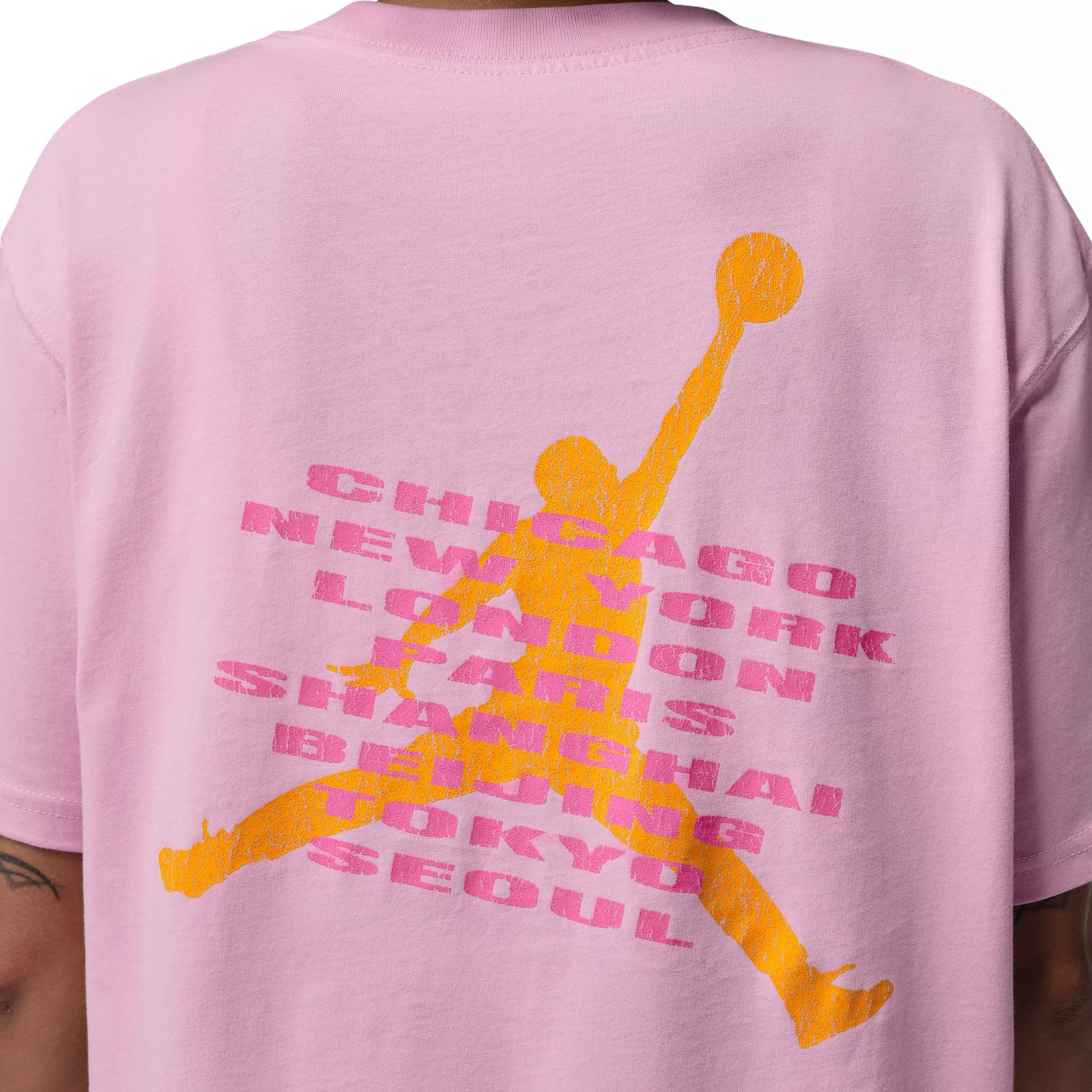 Jordan Women's Brooklyn Girlfriend T-Shirt - LT PINK