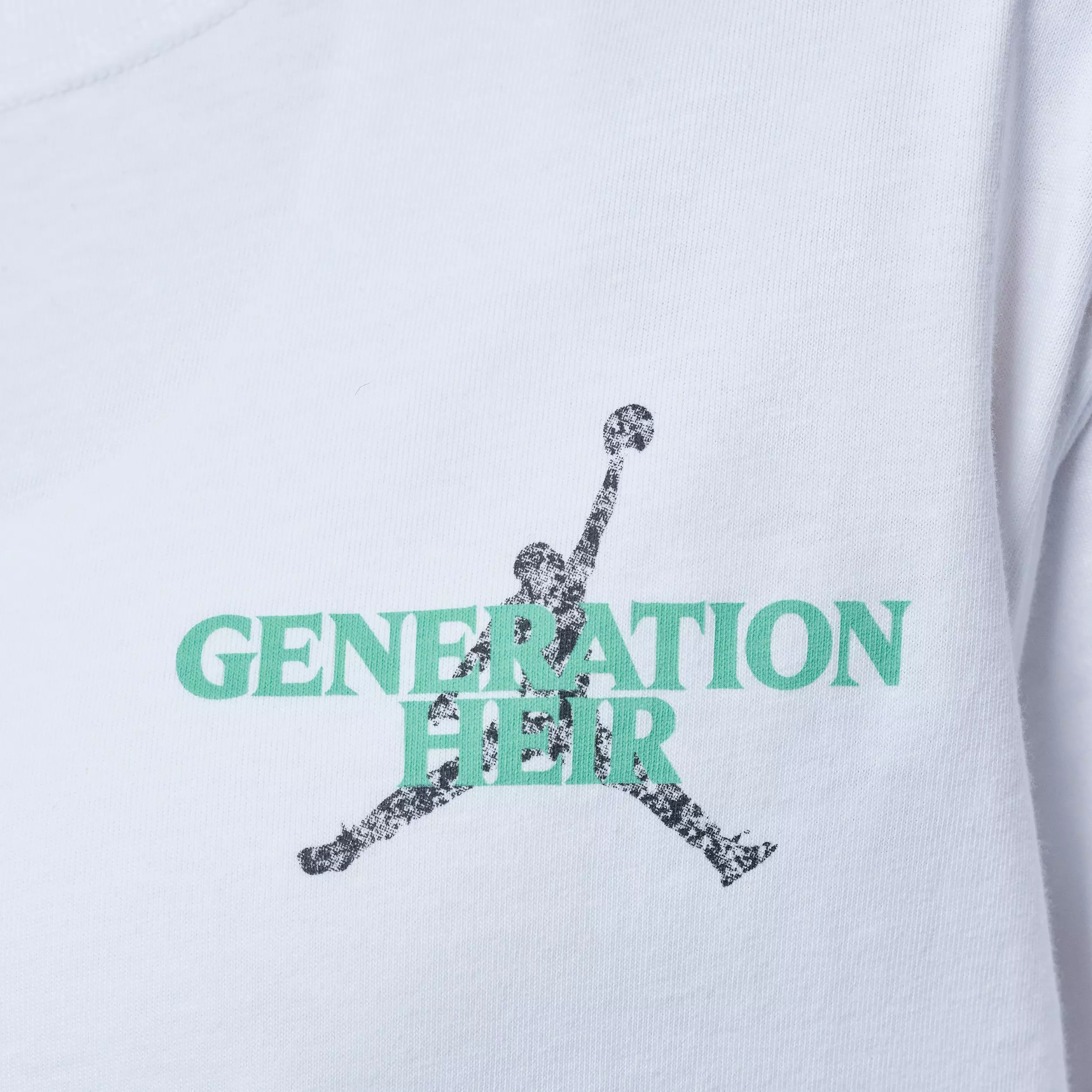 Jordan Women' Sport Dri-FIT Graphic Tee - WHITE/GREEN