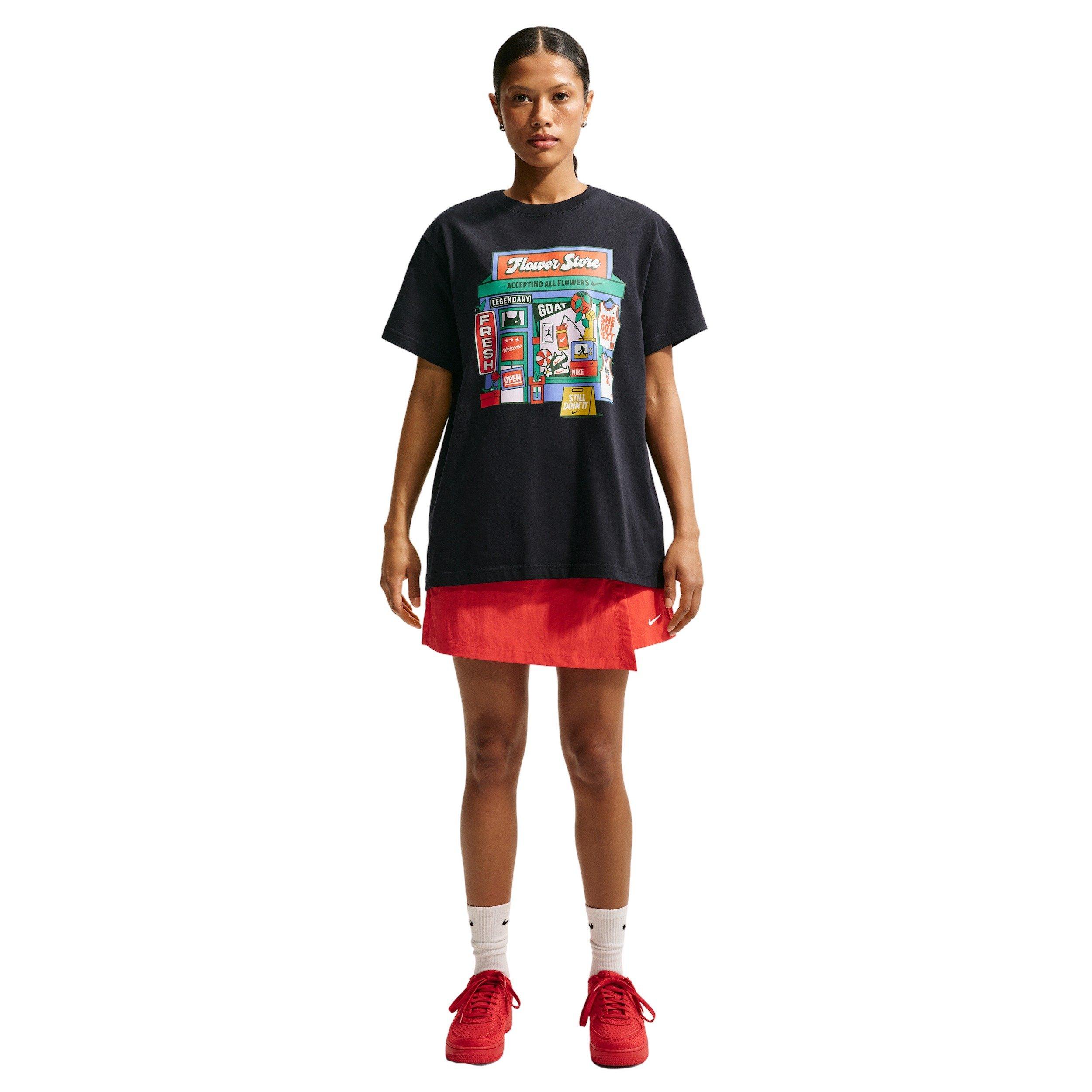 Nike Women's Oversized Flower Store Graphic T-Shirt - BLACK Thumbnail View 4