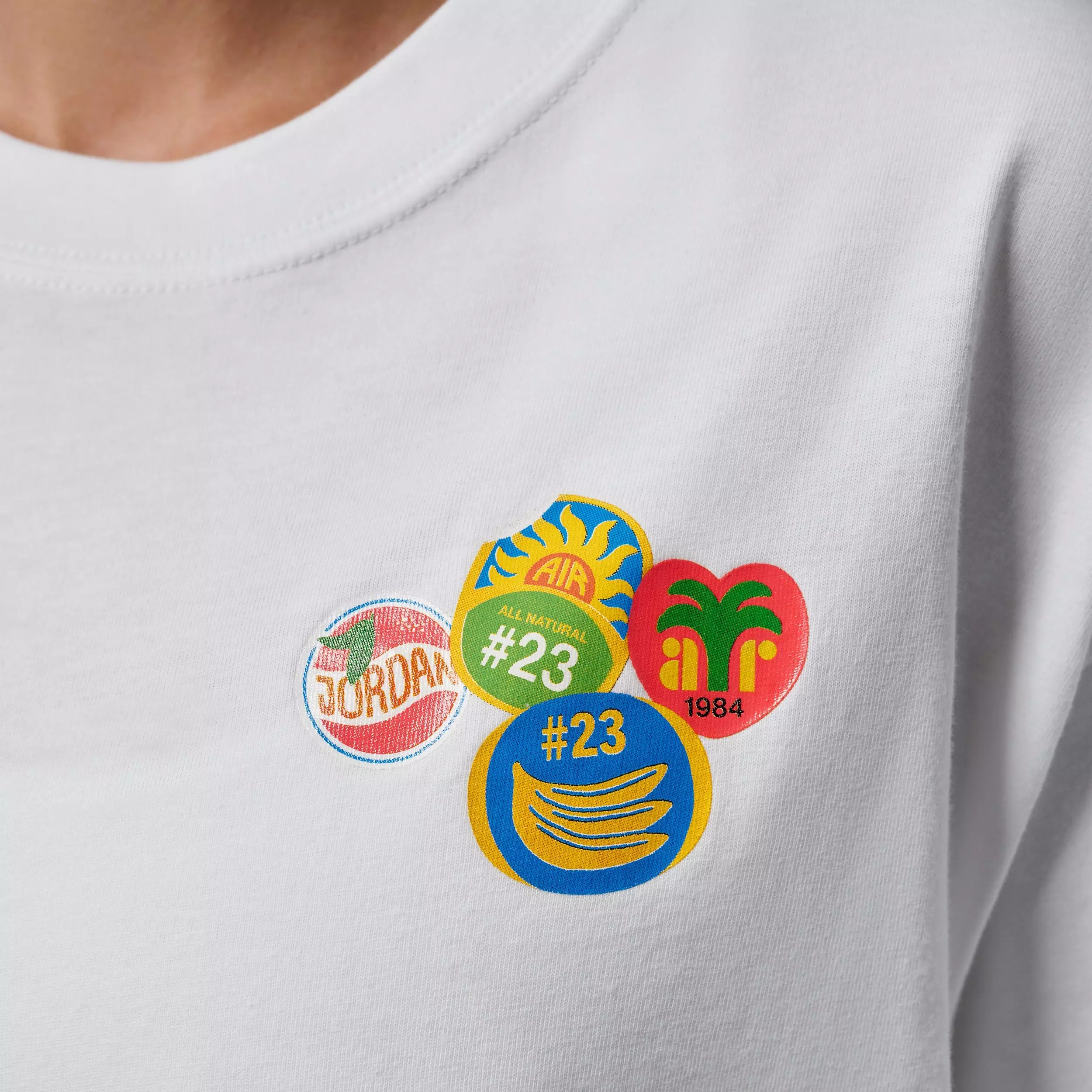 Jordan Women's Brooklyn SS OS Graphic T-Shirt - WHITE/BLACK